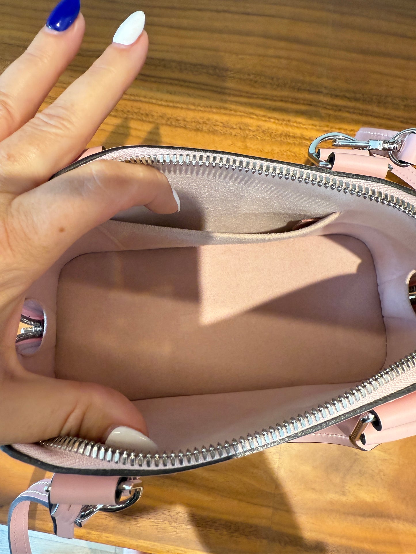 Louis Vuitton Epi Alma BB in Baby Pink