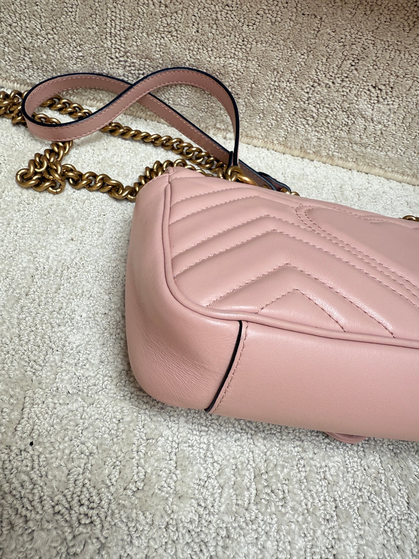 GUCCI Calfskin Matelasse GG Marmont mini in Soft Pink