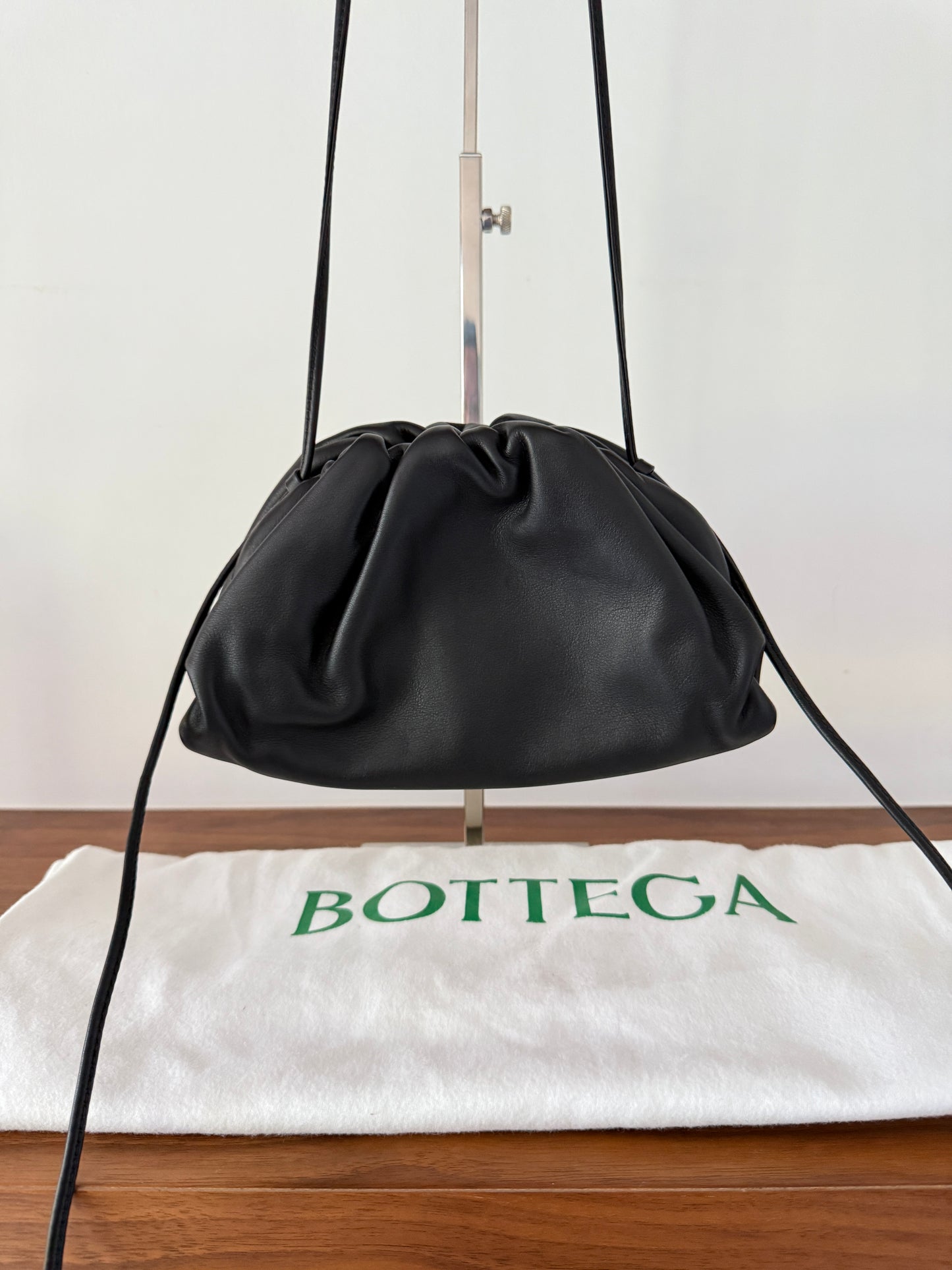 Bottega Veneta Smooth Pouch in Black