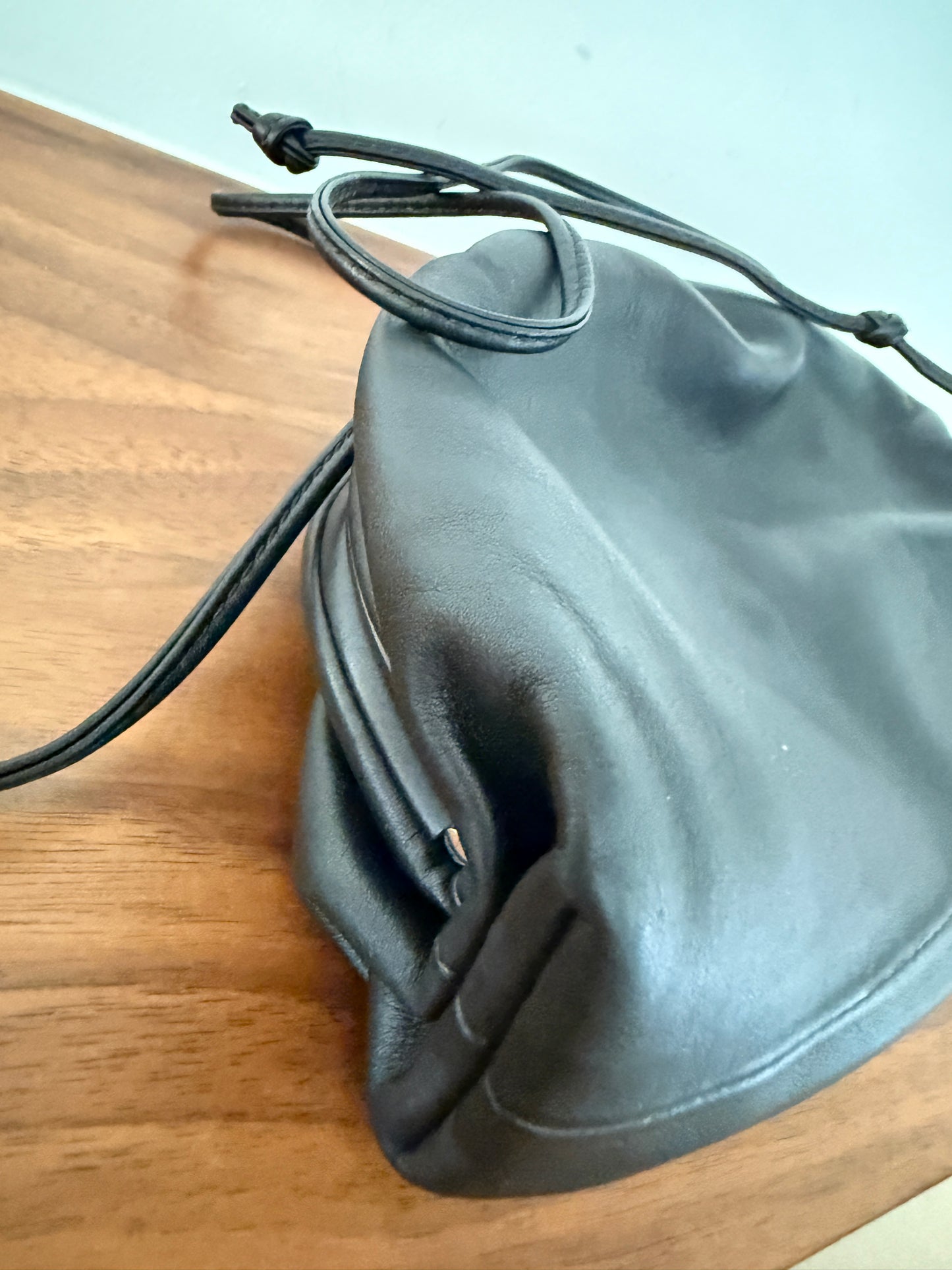 Bottega Veneta Smooth Pouch in Black