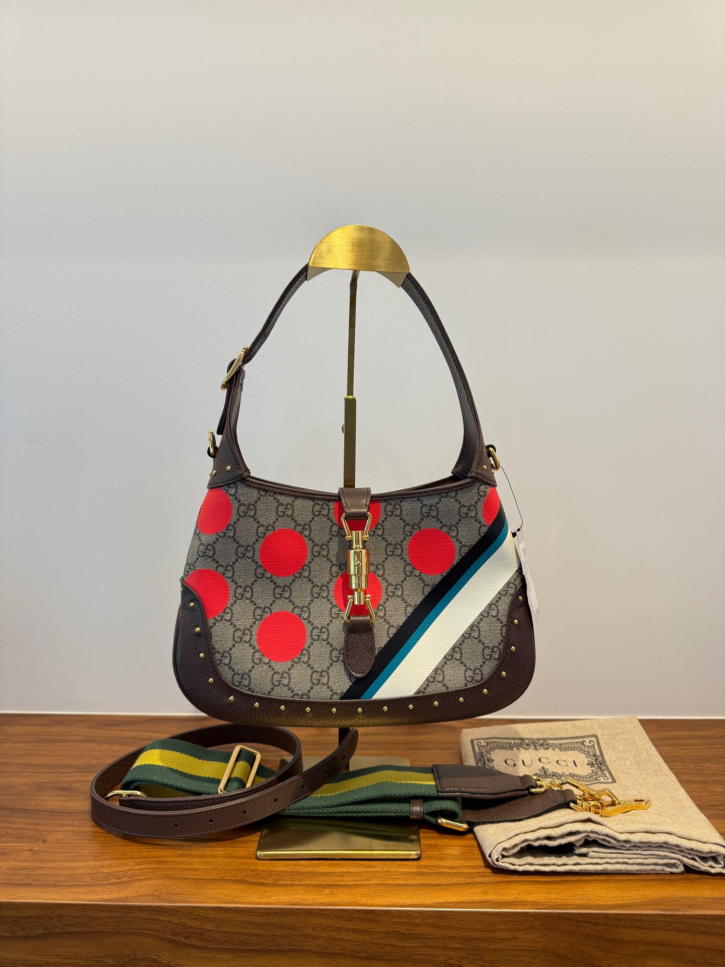 Gucci Jackie 1961 GG Supreme Shoulder Bag with 2 strap options