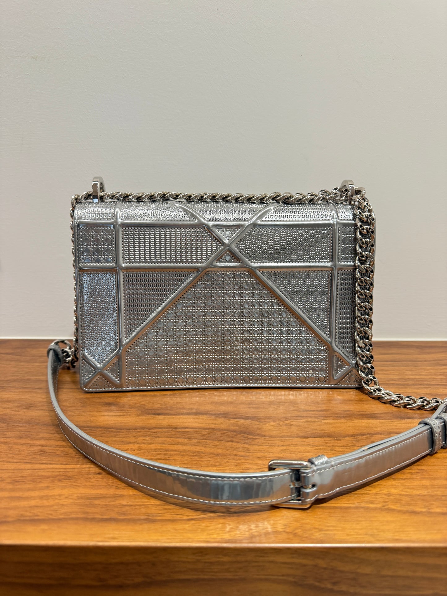 Christian Dior Metallic Patent Micro-Cannage Medium Diorama Flap Bag Silver