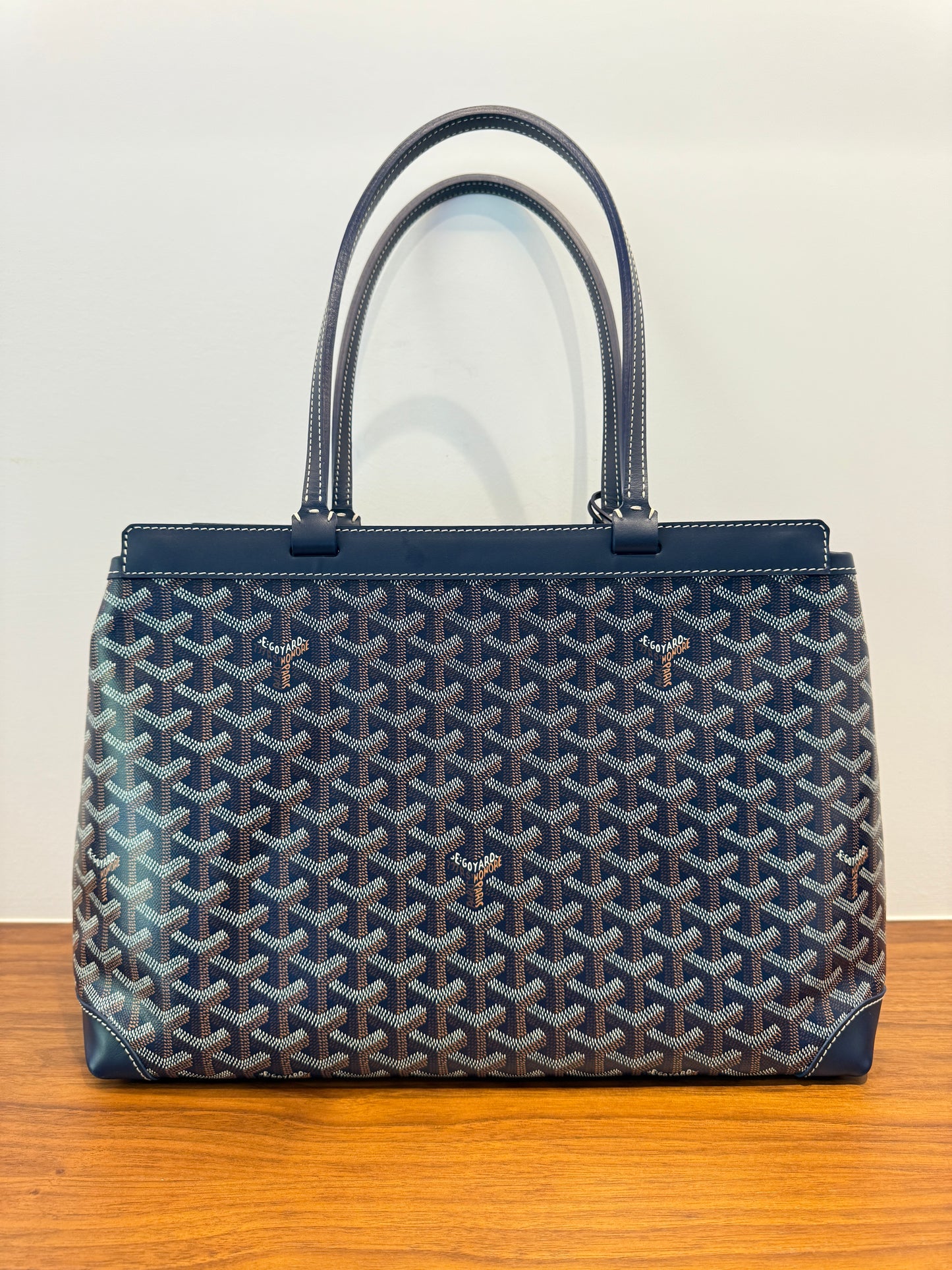 Goyardine Bellechasse in Navy