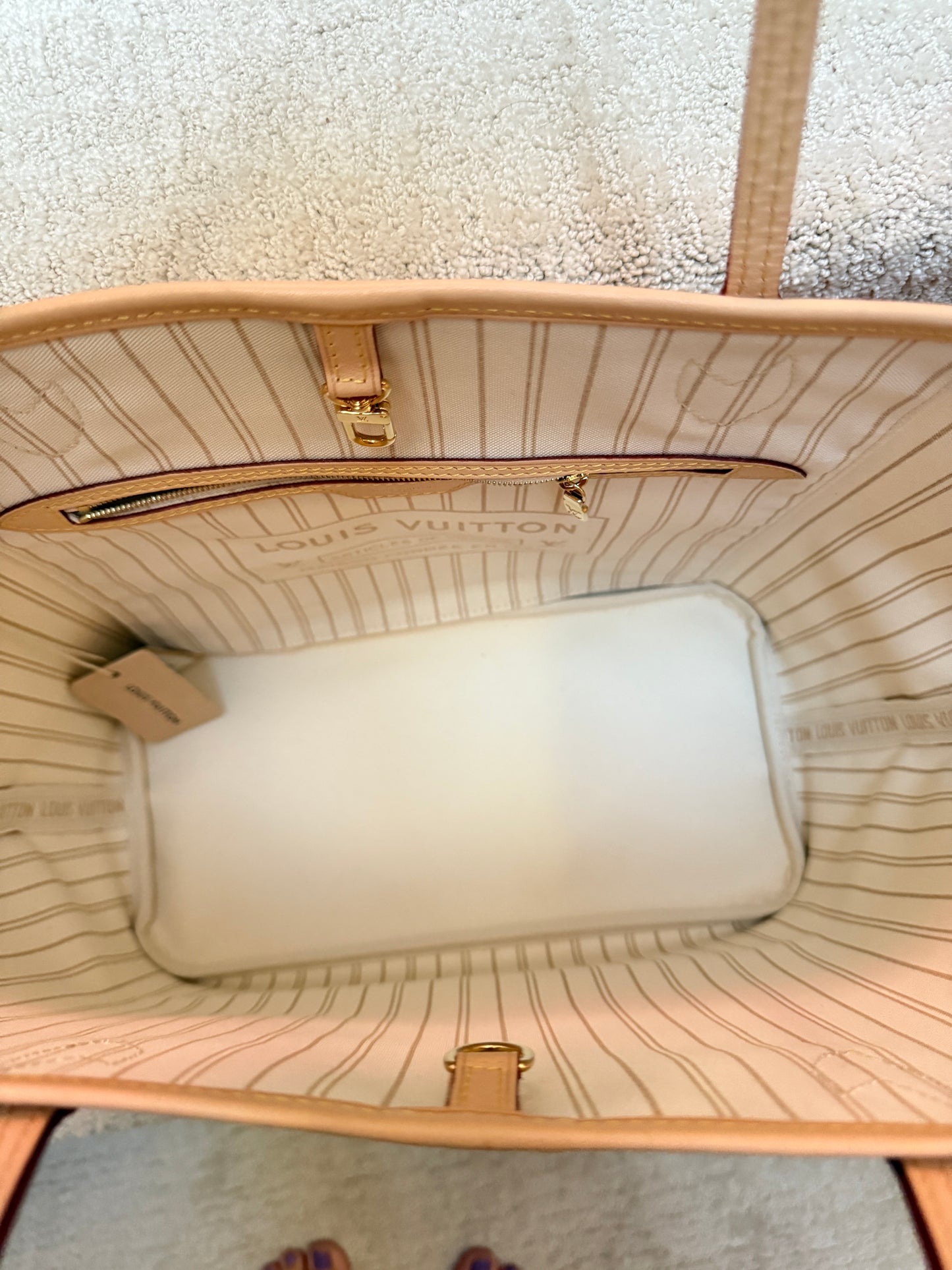 Louis Vuitton Damier Azur Neverfull in MM