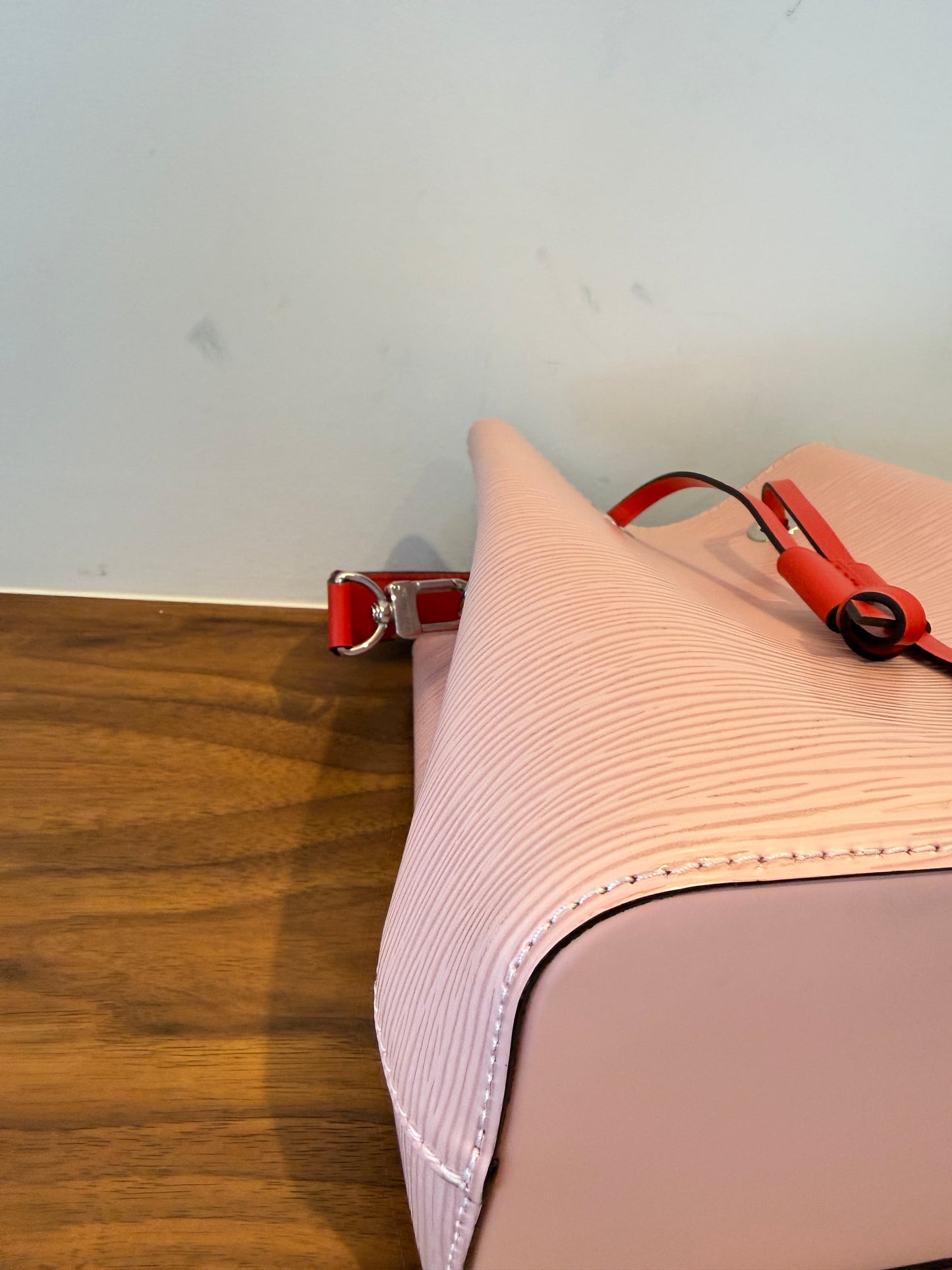 Louis Vuitton Epi NeoNoe BB Rose Ballerine