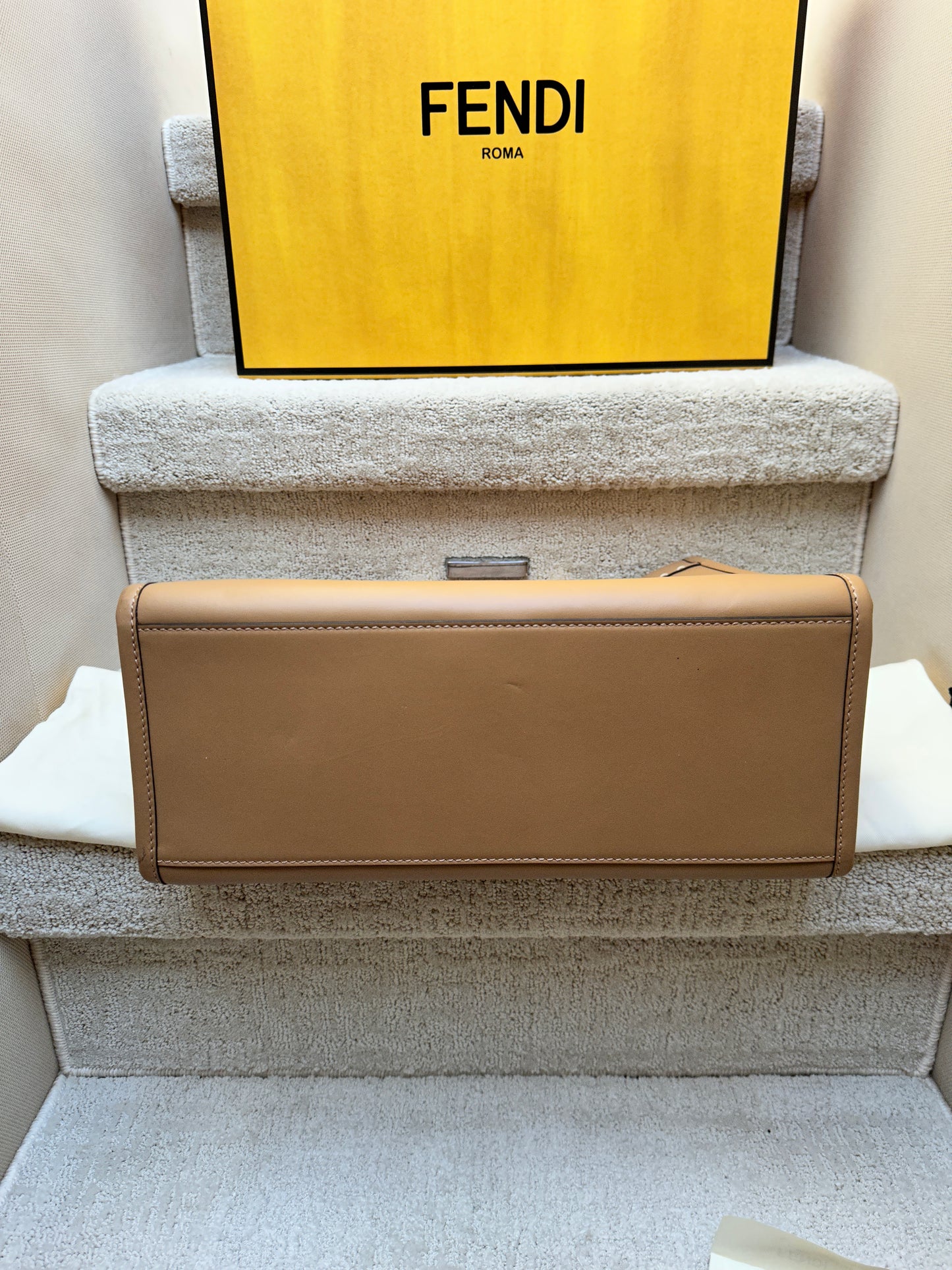NEW!! Fendi Sunshine Medium Light brown leather and elaphe shopper bag