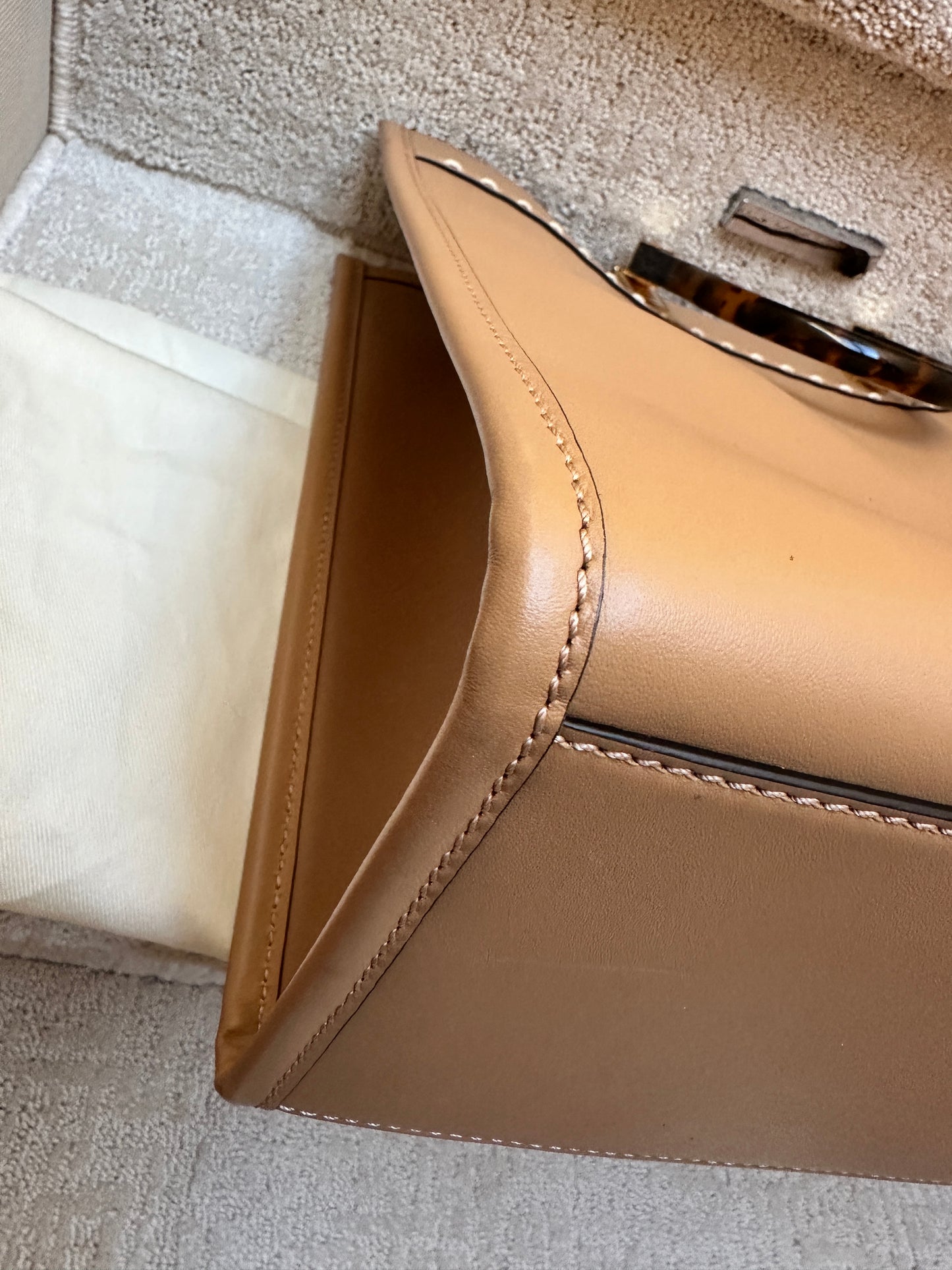 NEW!! Fendi Sunshine Medium Light brown leather and elaphe shopper bag