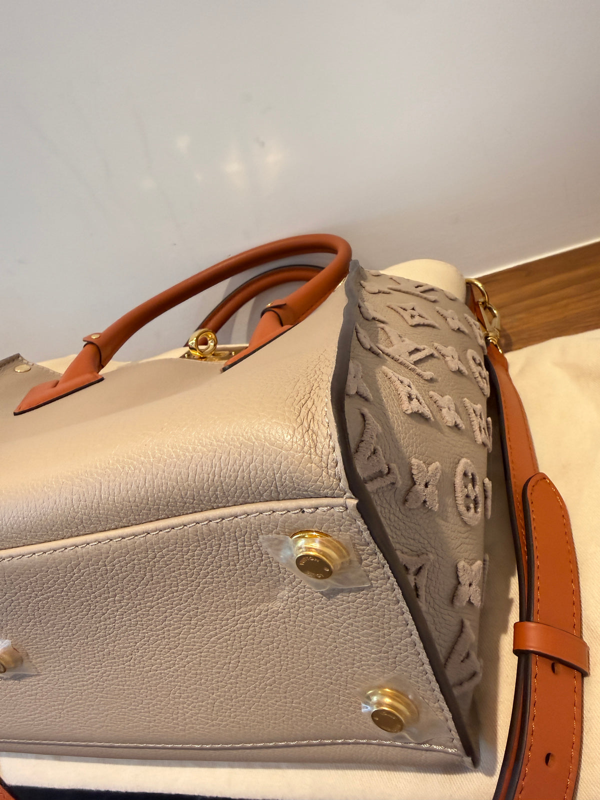 Louis Vuitton Calfskin Monogram Tufting On My Side Galet Pre-Owned