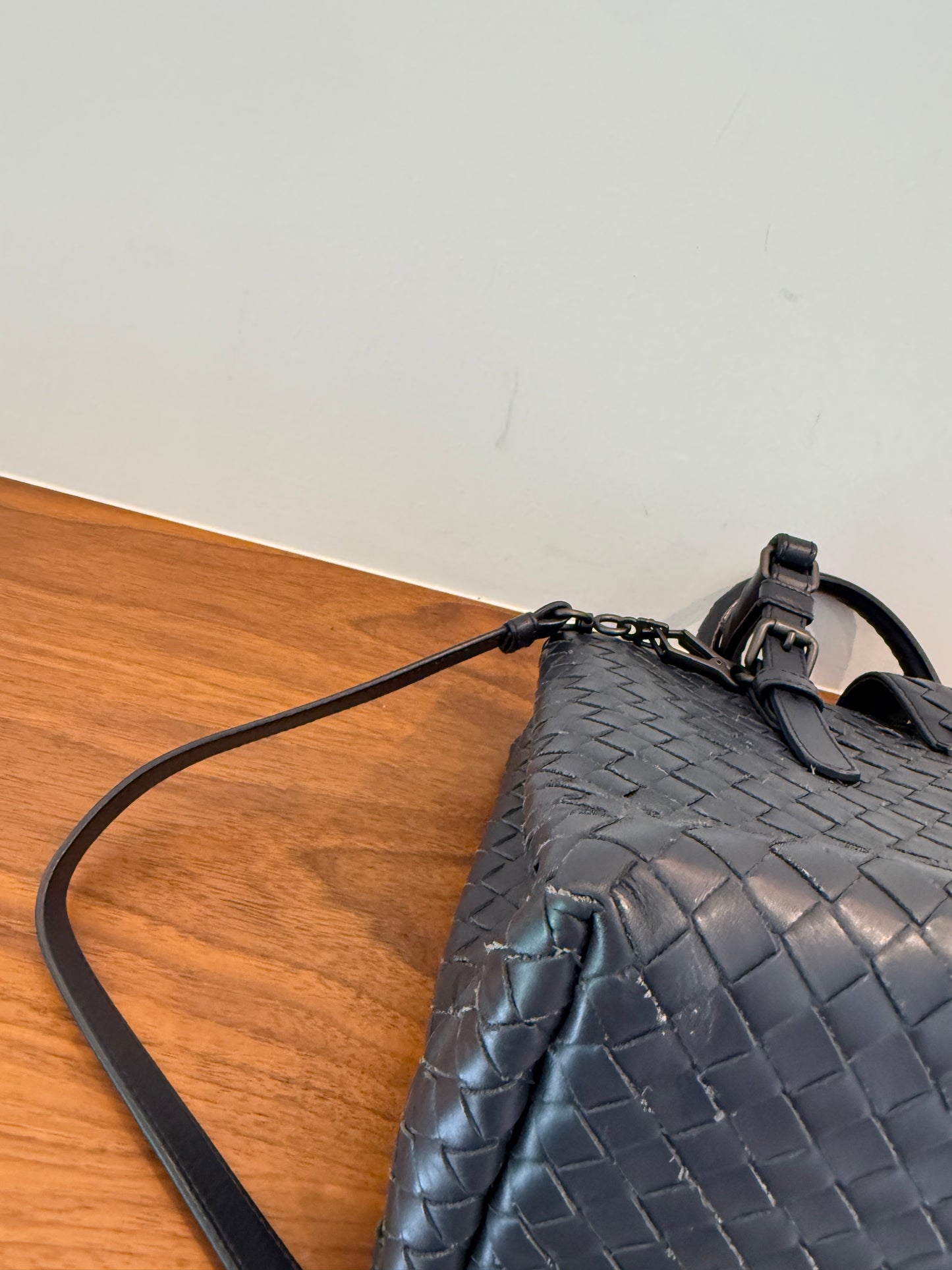 Bottega Veneta Intrecciato Roma Handbag in Navy Blue