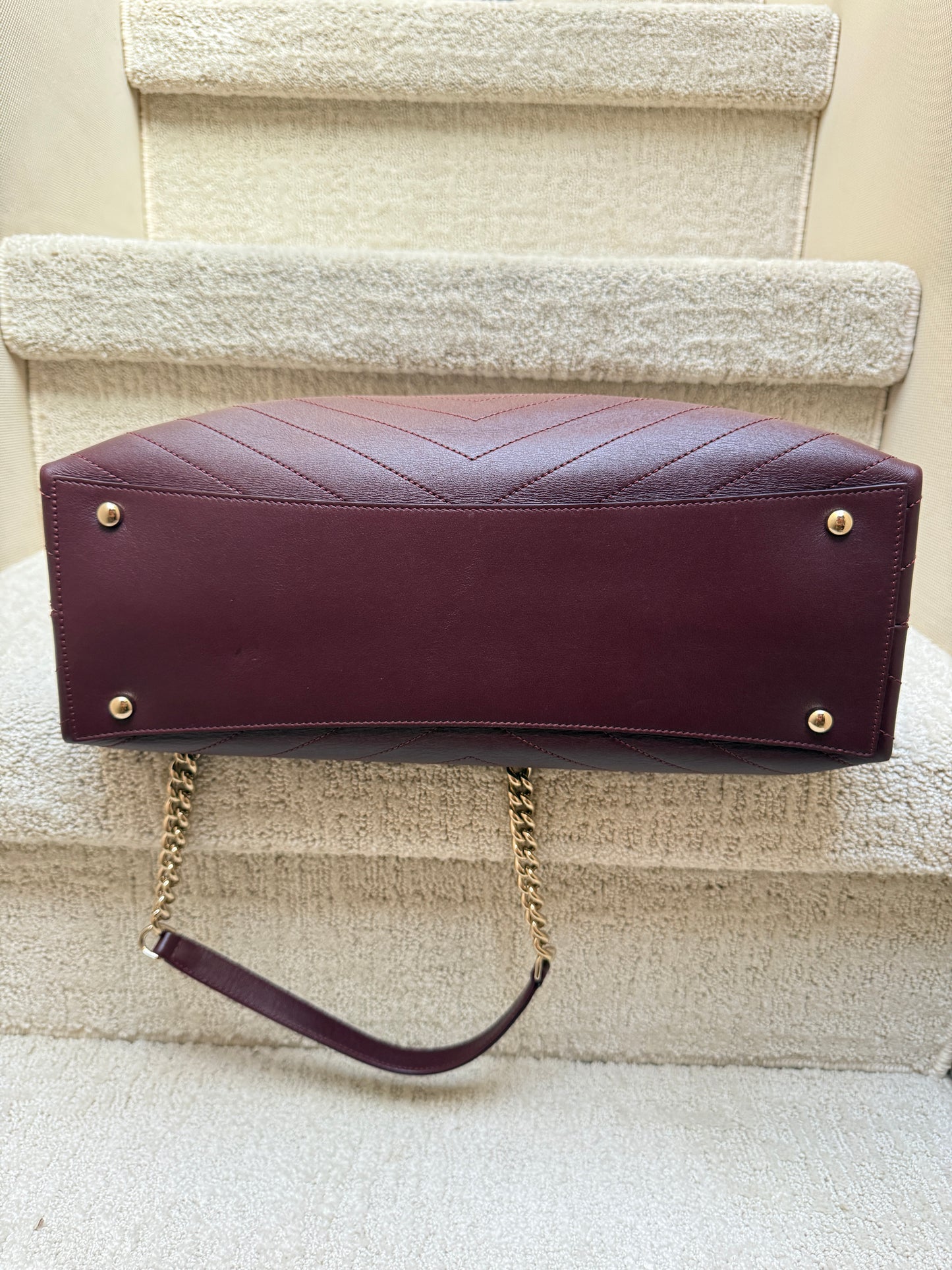 Chanel Chevron Shoulder Tote in Burgundy Chevon Pre-Owned