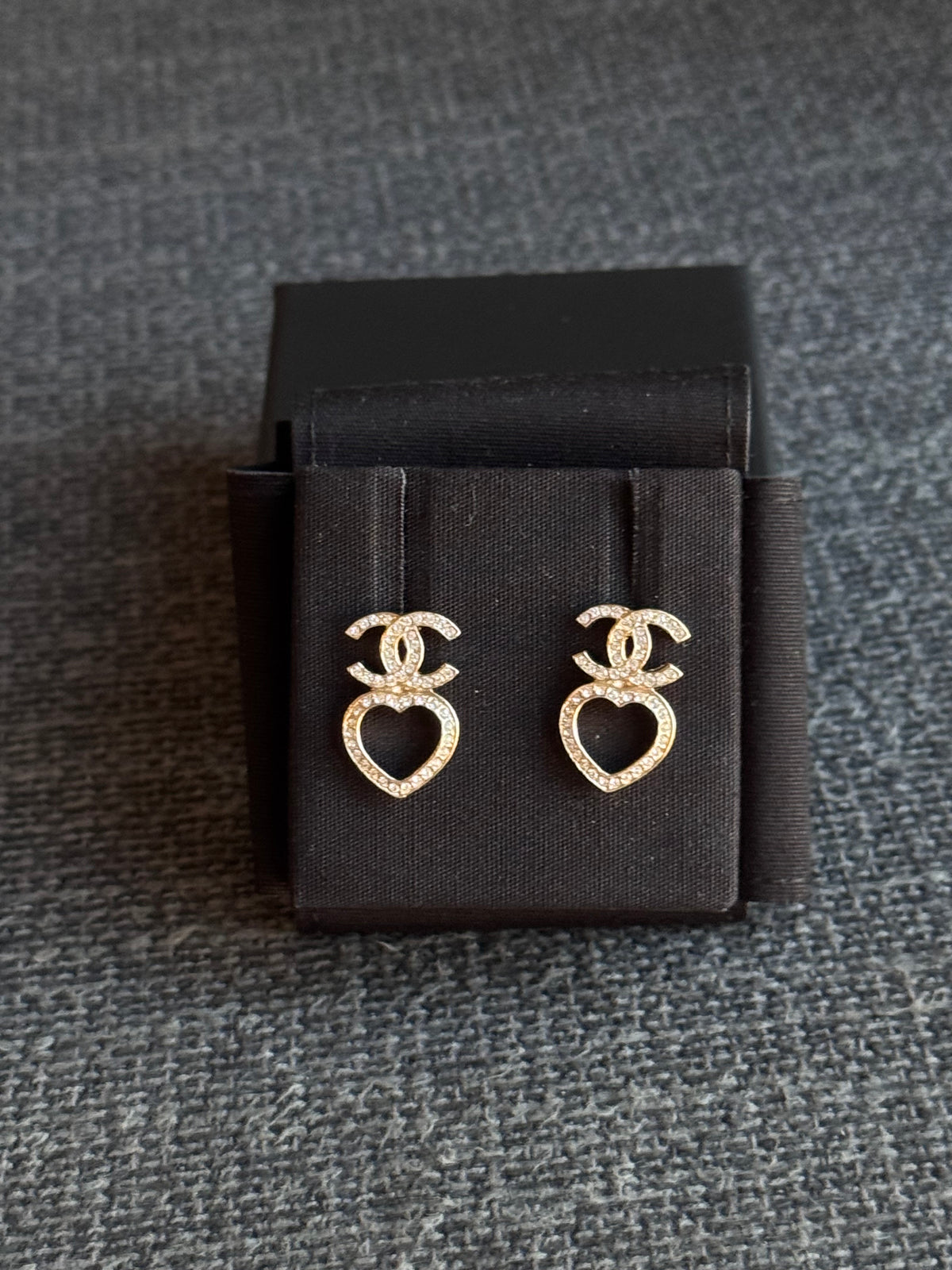 CHANEL authentic pre-owned CC earrings with open heart drops