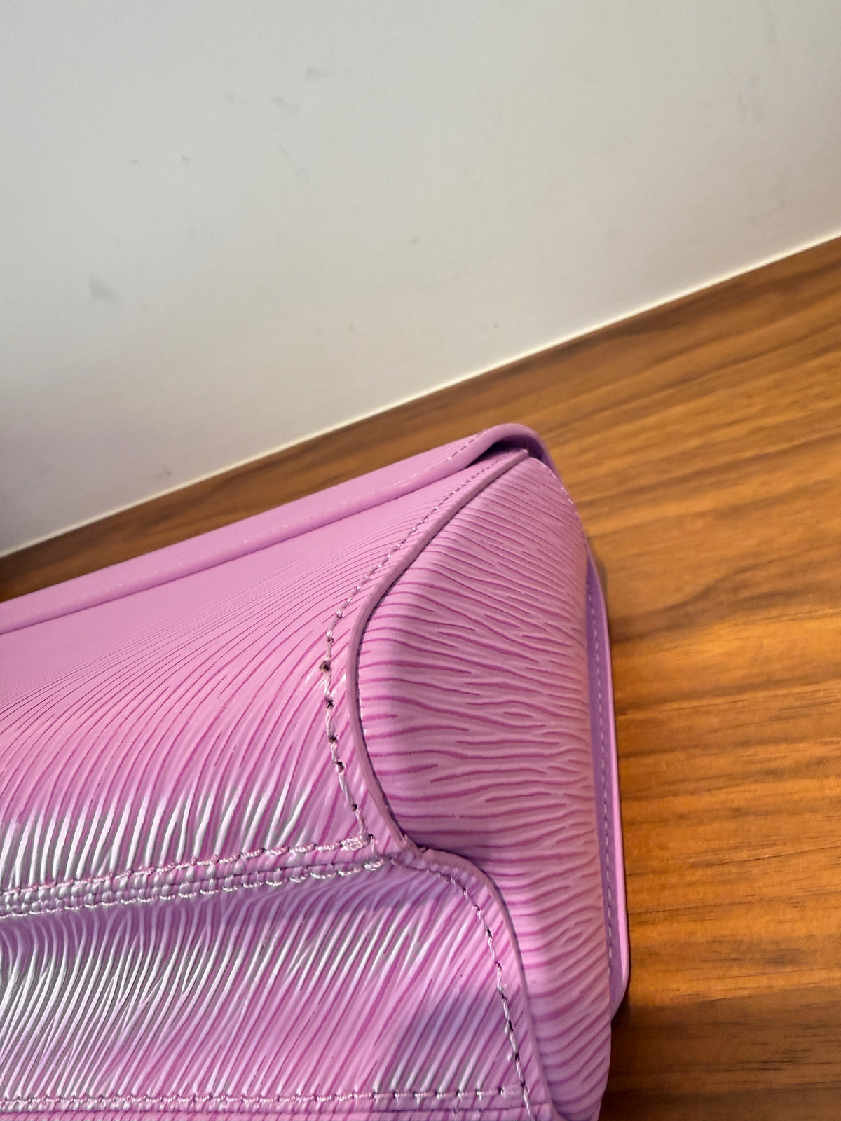 Louis Vuitton Twist PM in Wisteria Lilac Epi Leather with Iridescent LV Lock