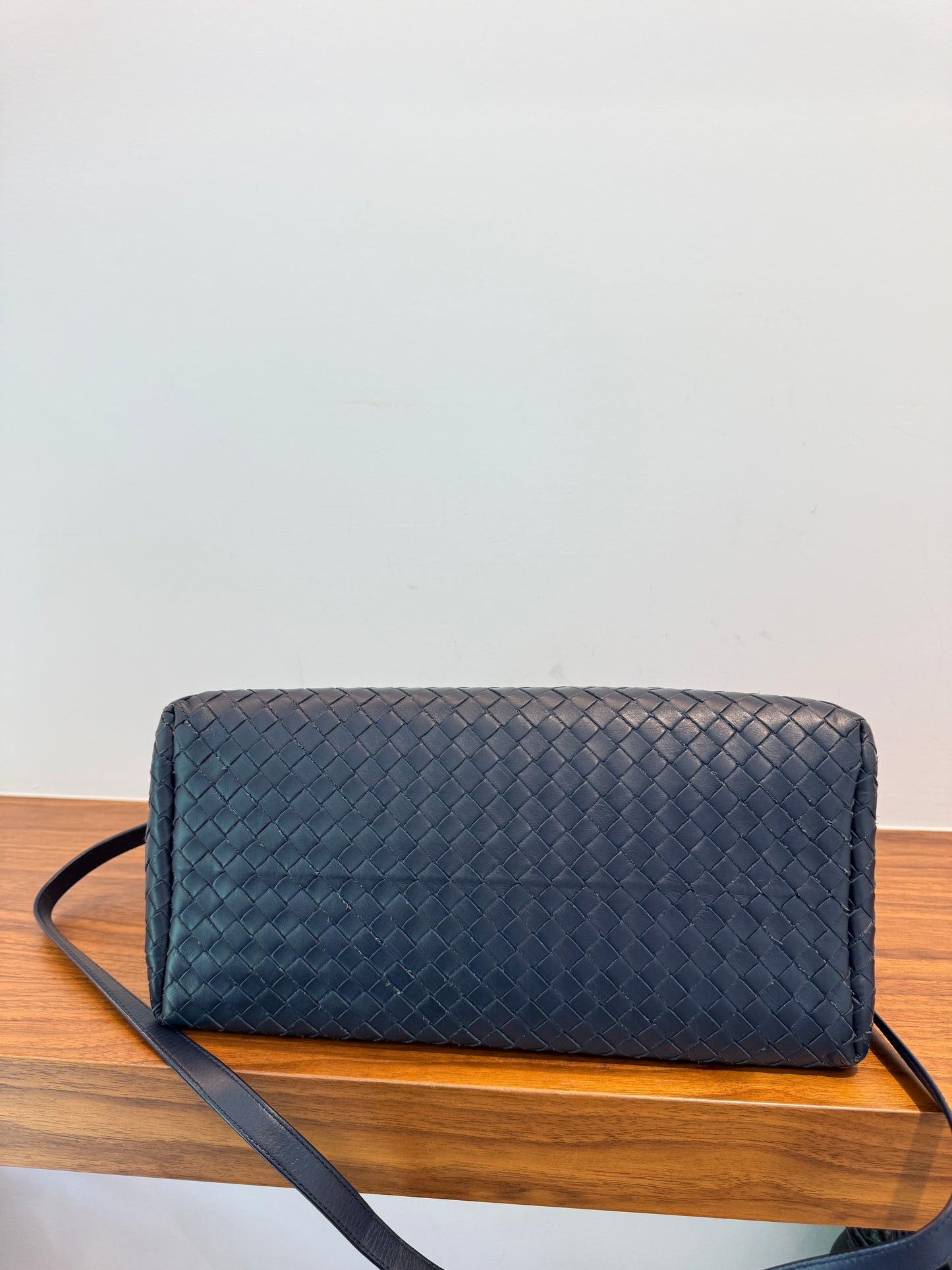 Bottega Veneta Intrecciato Roma Handbag in Navy Blue