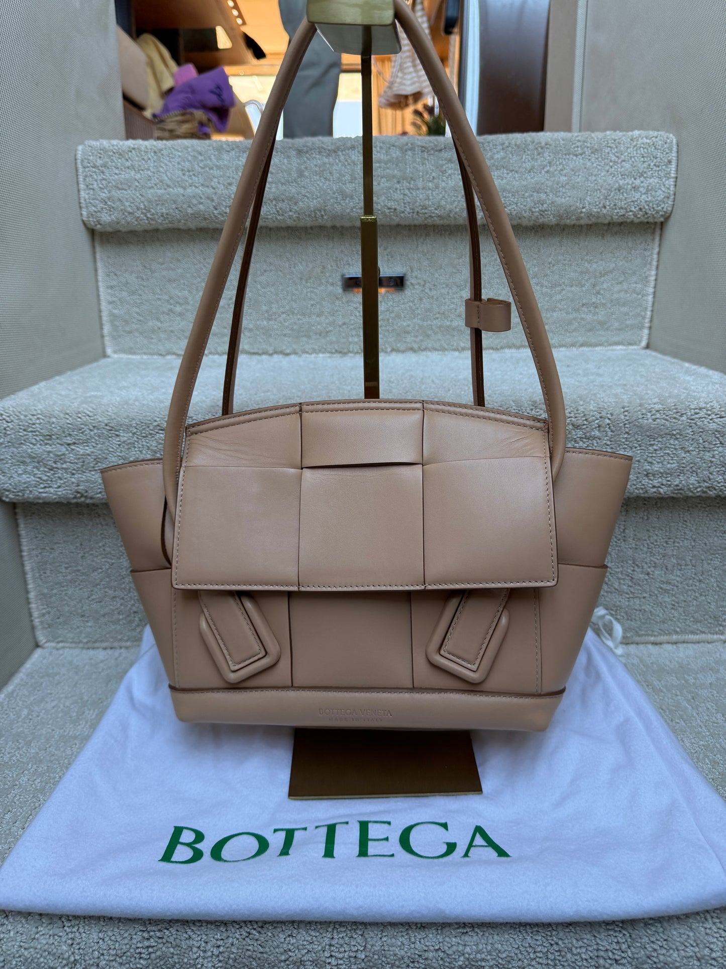 Bottega Veneta Arco Tote Small likenew resale preloved purseonalshopper