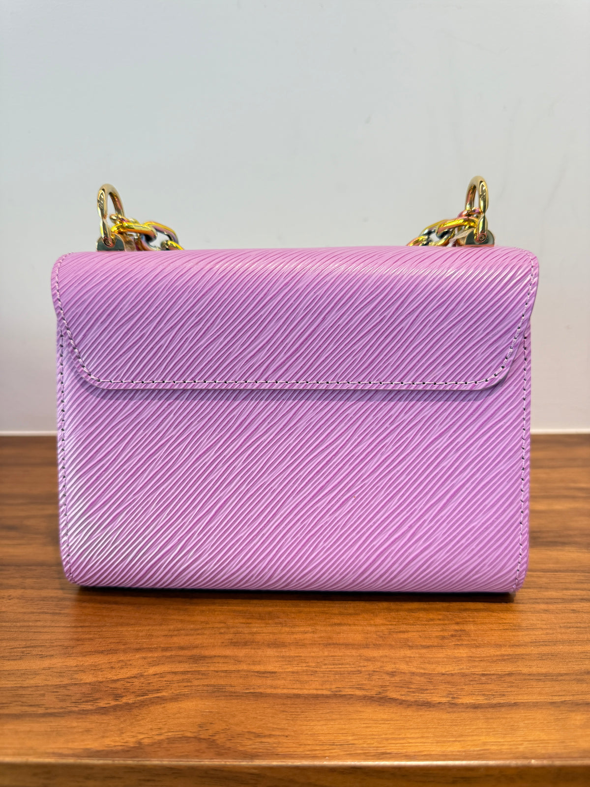 Louis Vuitton Twist PM in Wisteria Lilac Epi Leather with Iridescent LV Lock
