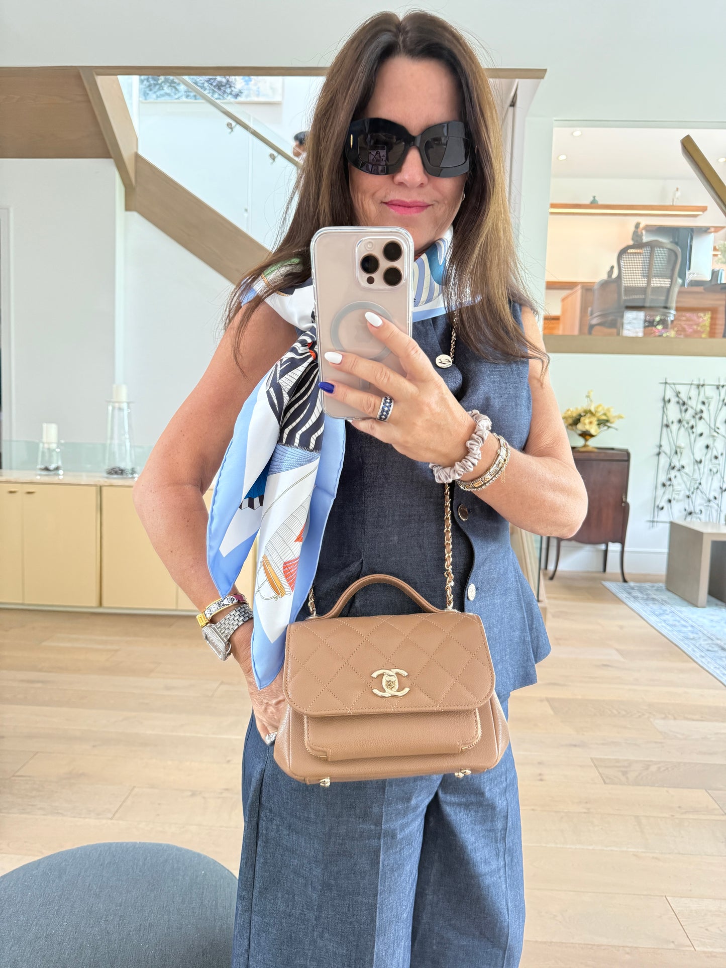 Chanel business Affinity Small in Dark Beige