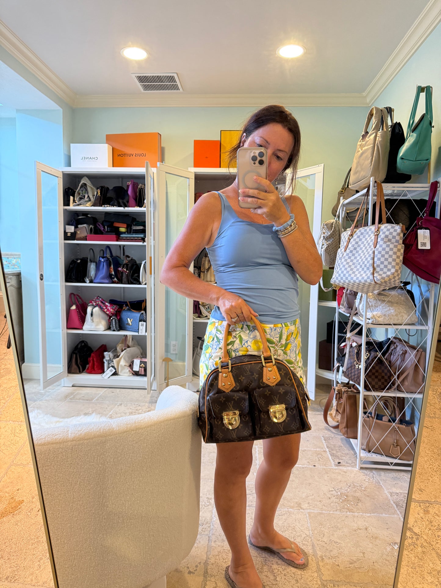 Sac à main Louis Vuitton Manhattan Monogram d'occasion
