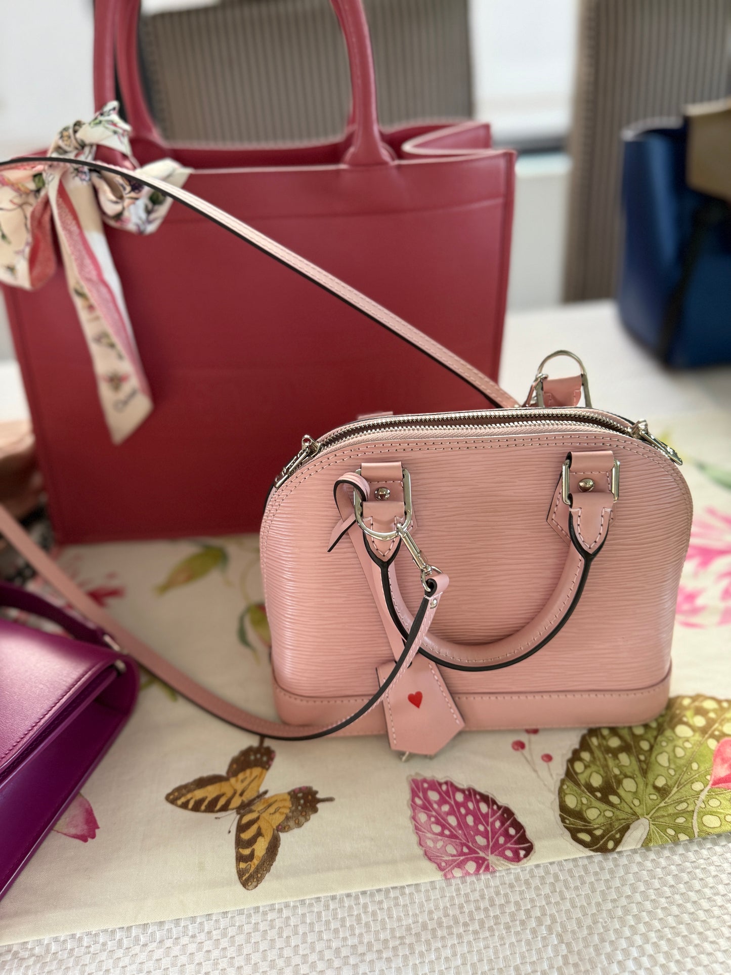 Louis Vuitton Epi Alma BB in Baby Pink