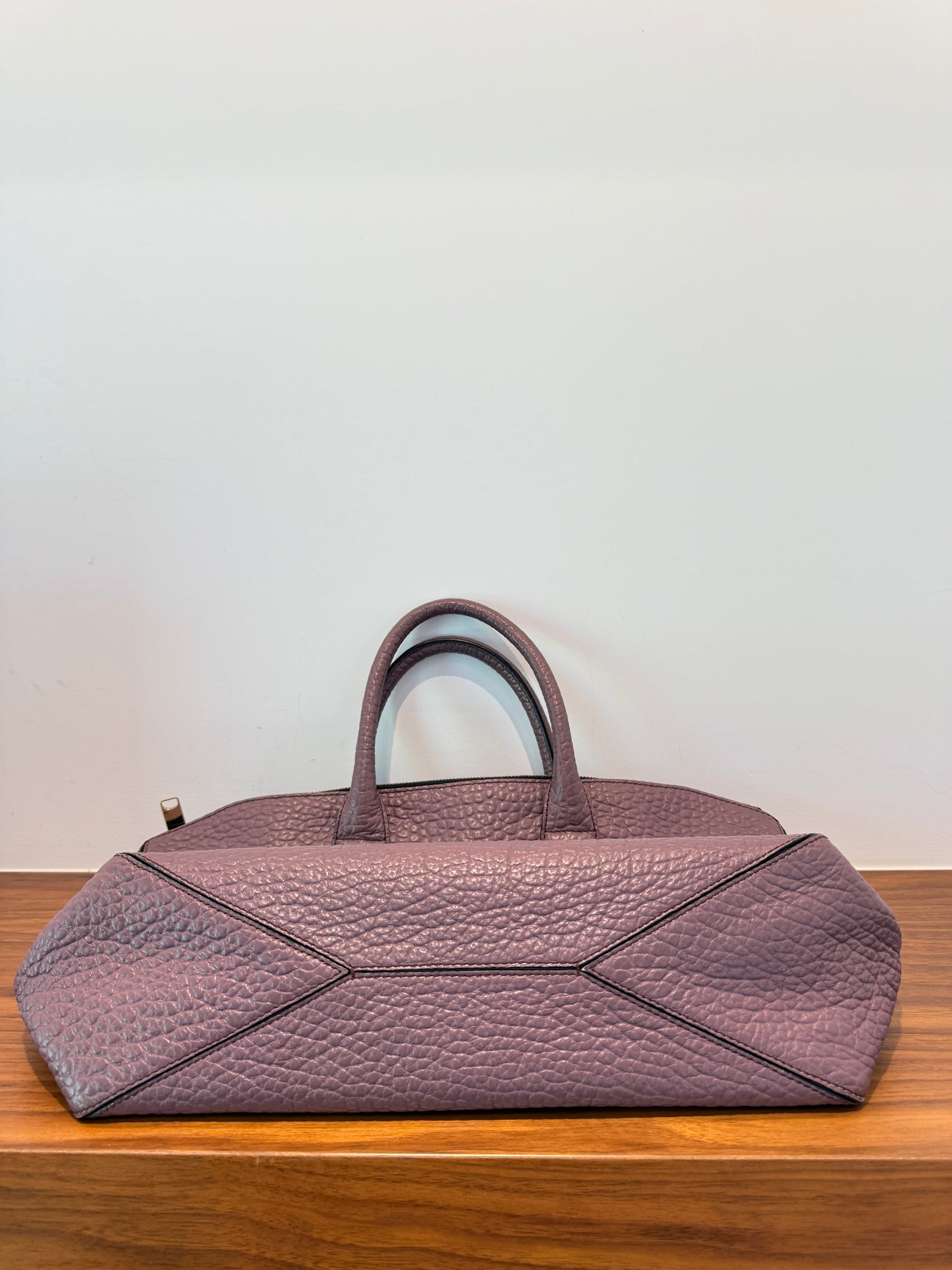 Burberry Dewsberry Leather Tote in Purple Pre-Owned