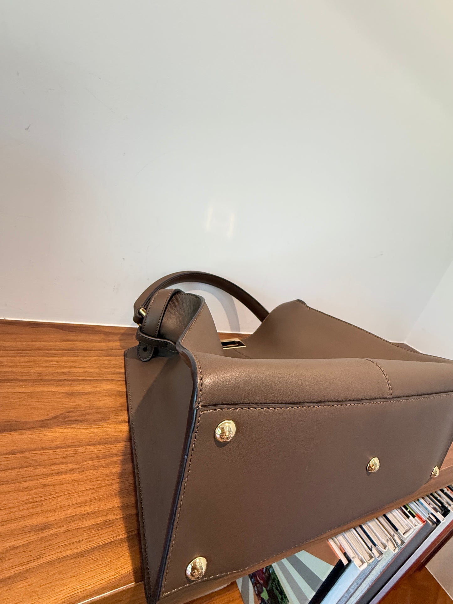 Fendi Vitello Seta Shiny Nappa Medium Peekaboo Satchel Pre-Owned