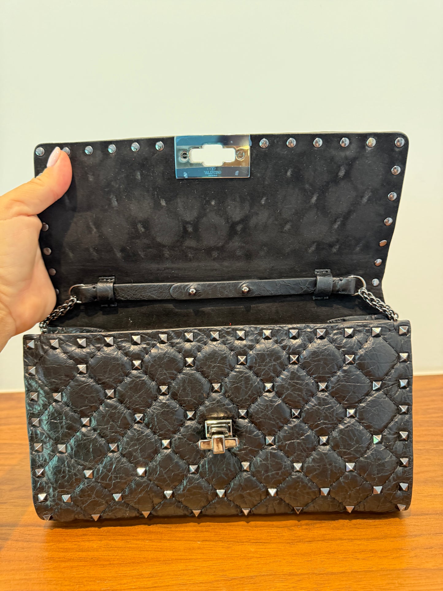 Valentino Garavani Lambskin Rockstud Spike Wallet on Chain Black Pre-Owned