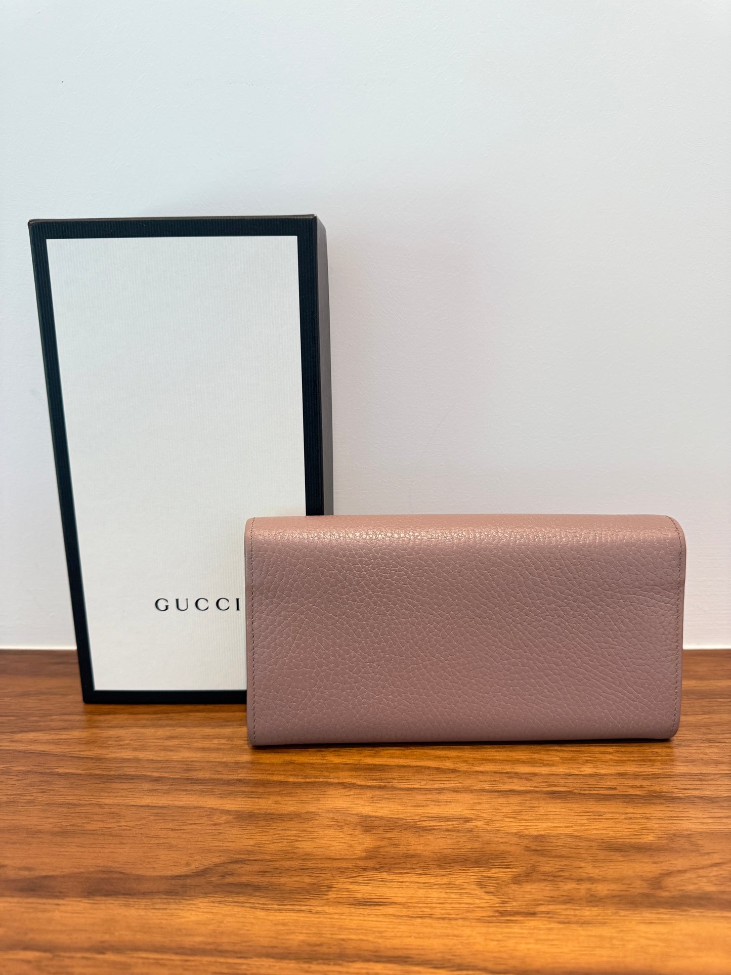 Gucci Full Size Wallet in Beige Leather