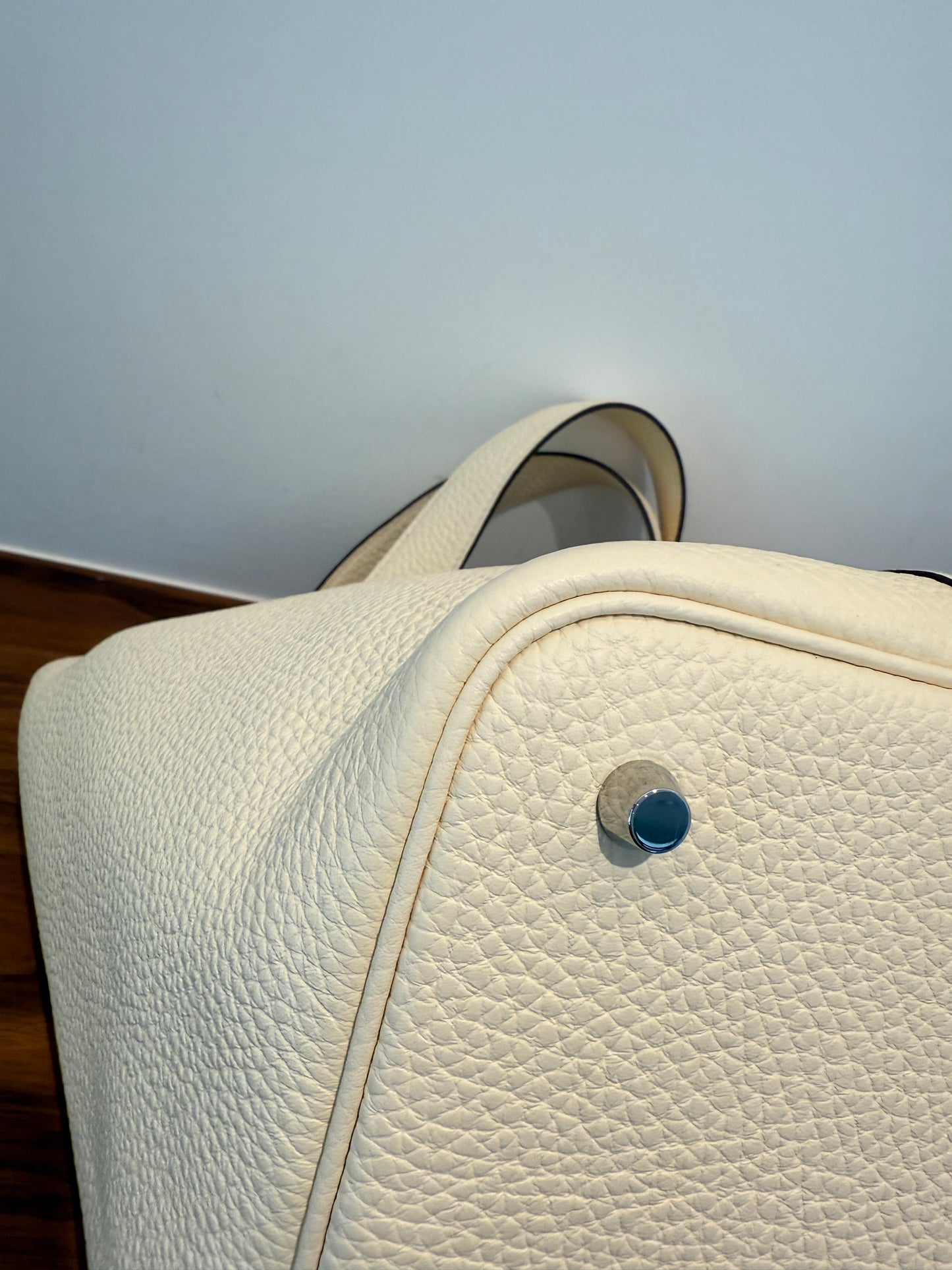 Hermes Taurillon Clemence Picotin Lock 22 Nata