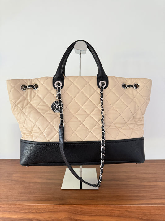 Chanel Beige & Black Caviar and Lambskin Tote Pre-owned Designer Handbag