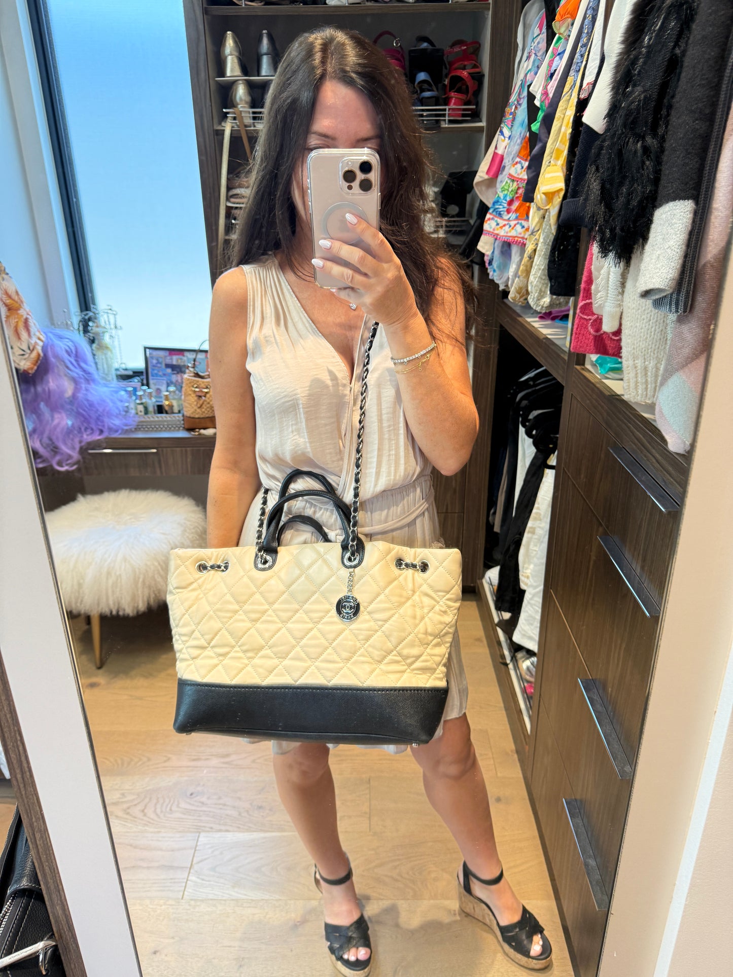 Chanel Beige & Black Caviar and Lambskin Tote Pre-owned Designer Handbag