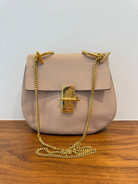 Sac bandoulière Drew Chloé en agneau grainé rose ciment d'occasion