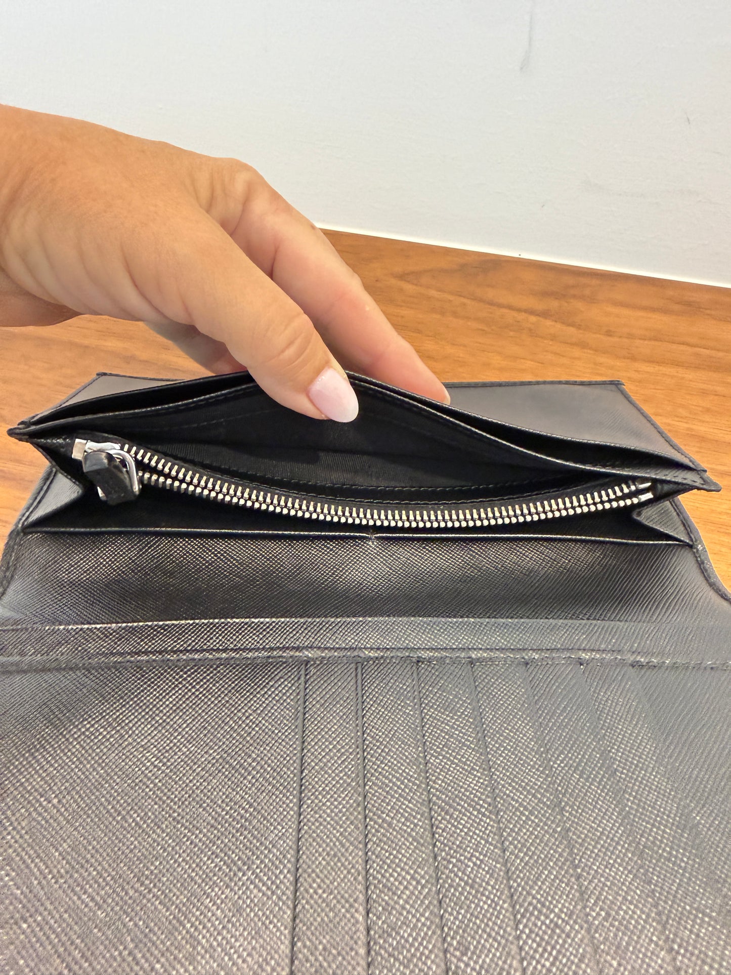 Prada Nero Saffiano Long Bifold Wallet in Black Pre-Owned