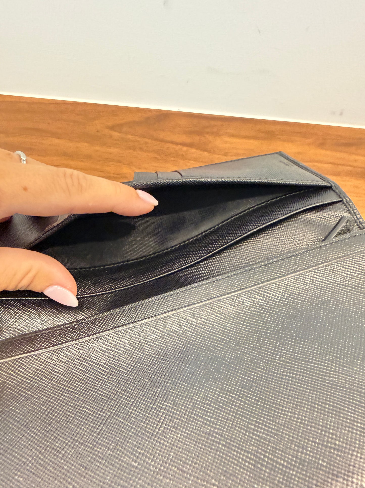 Prada Nero Saffiano Long Bifold Wallet in Black Pre-Owned