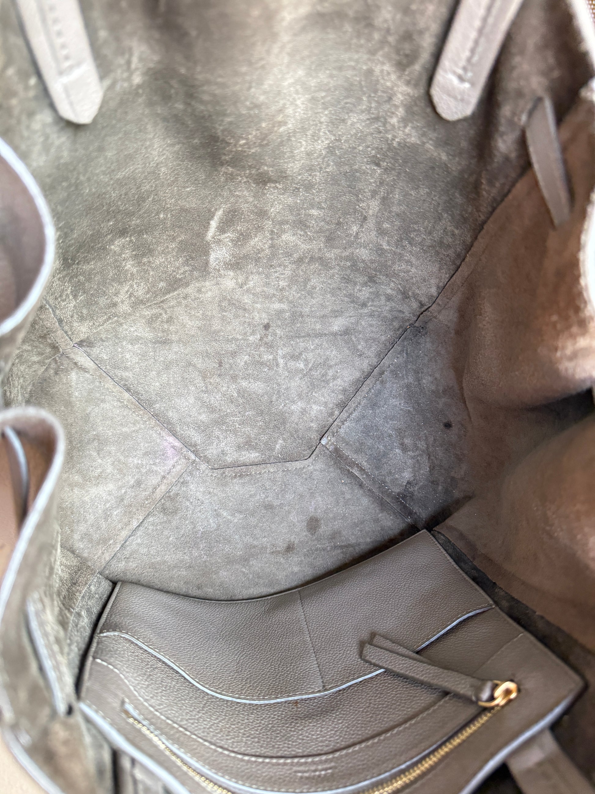 Celine Phantom Cabas Tote in Griege – Purseonal Shopper