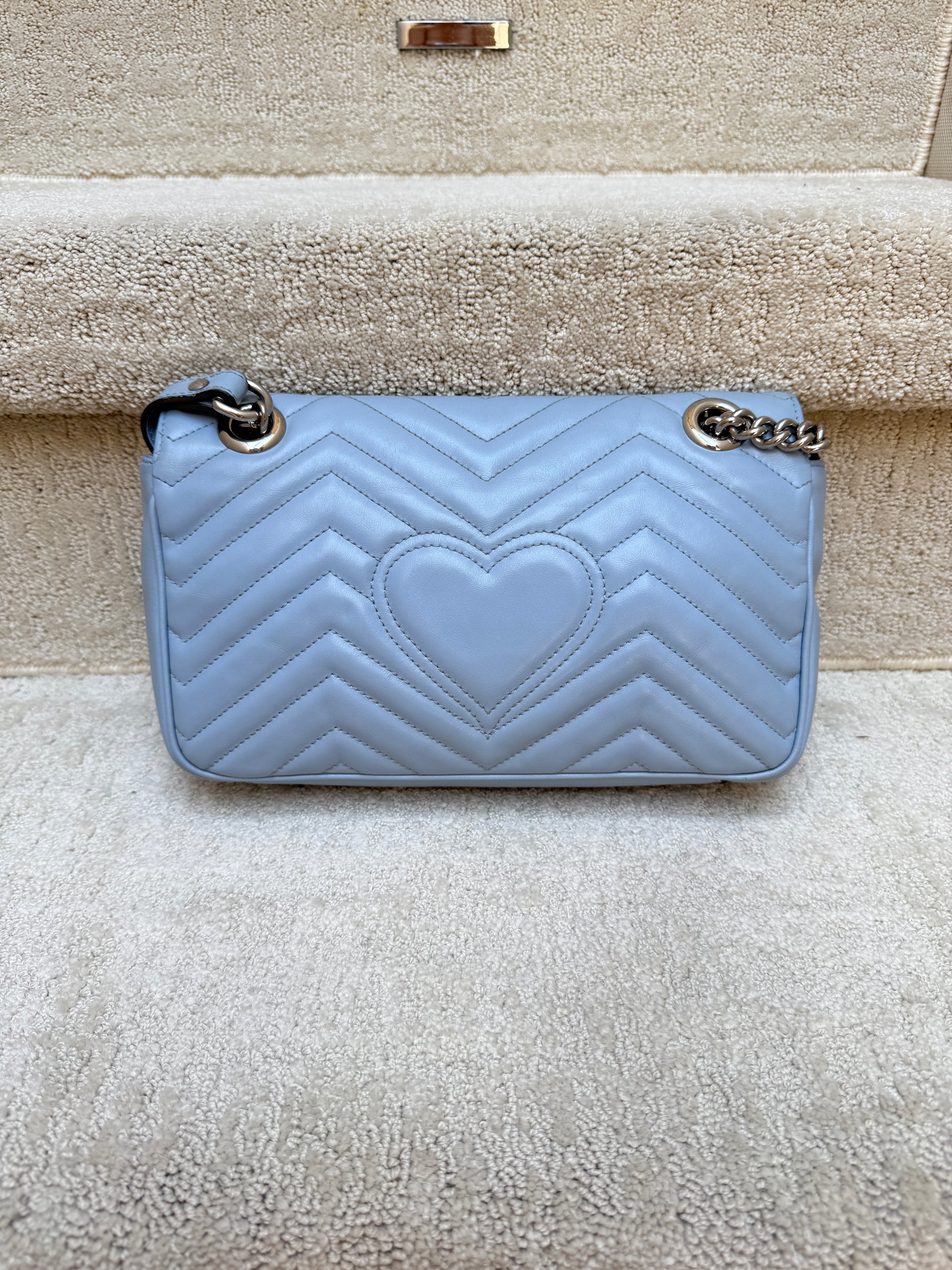 GUCCI Calfskin Matelasse GG Marmont small in baby blue – Purseonal