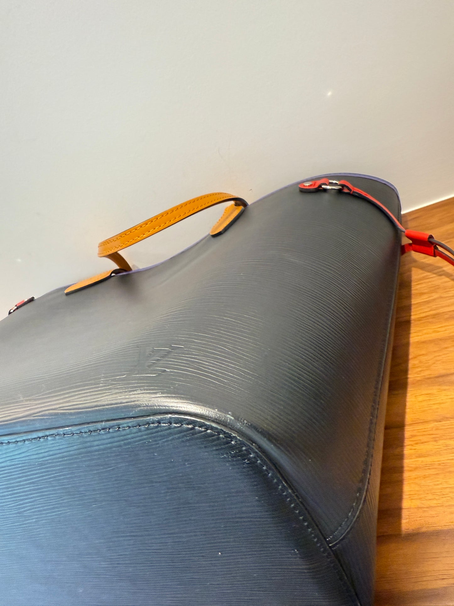 Louis Vuitton Neverfull in EPI Leather Tri colour Noir Figue Safran