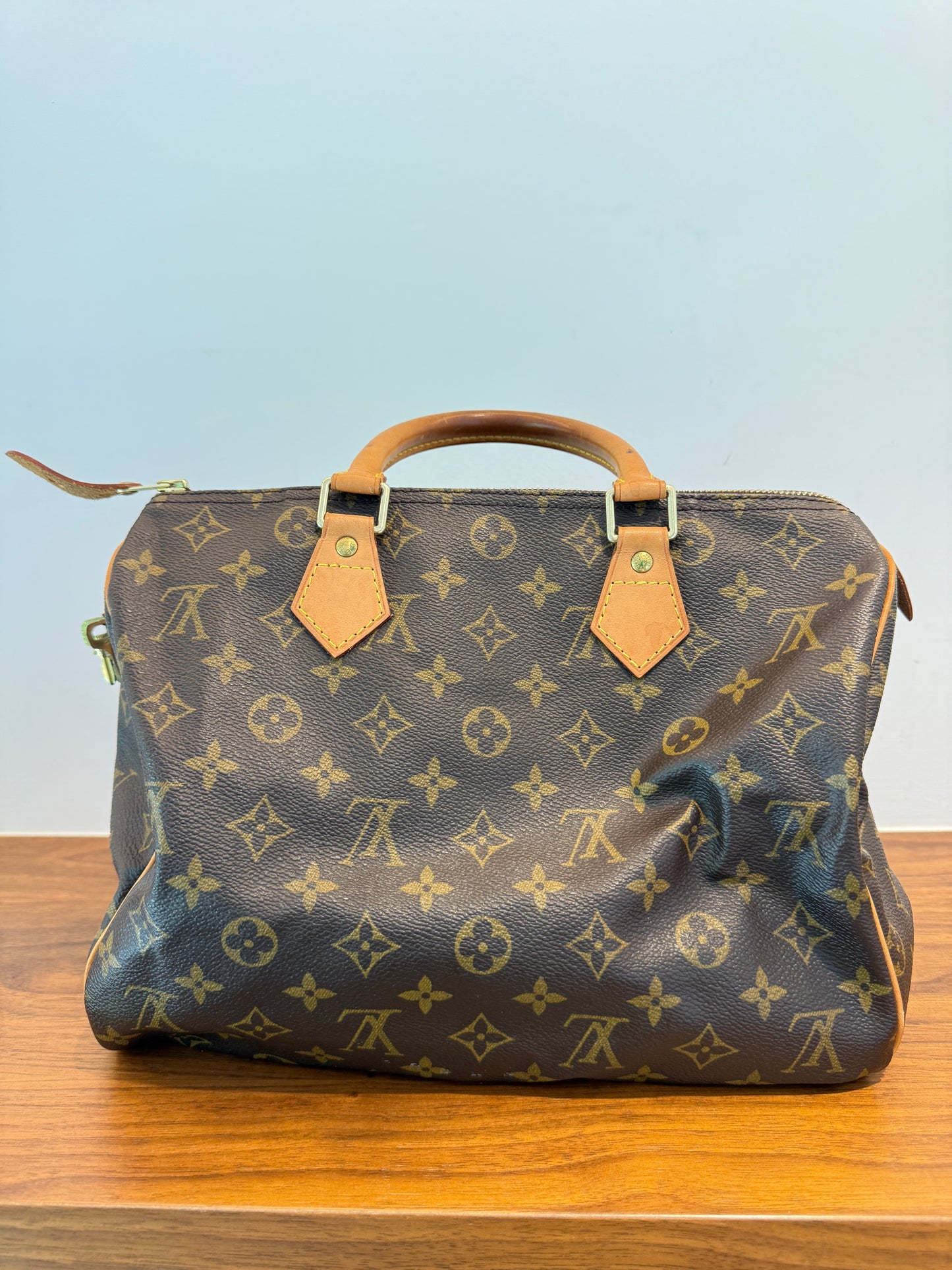Louis Vuitton Monogram Speedy 30