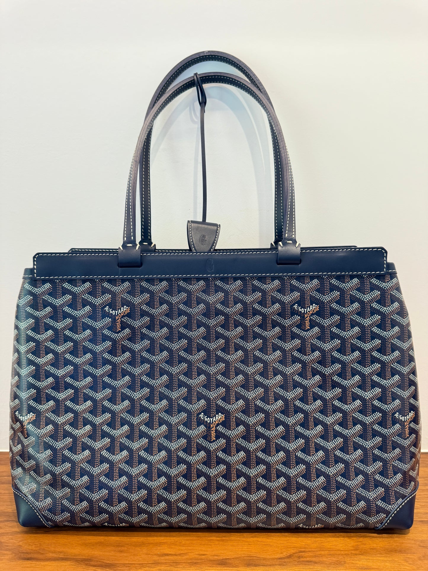 Goyardine Bellechasse in Navy