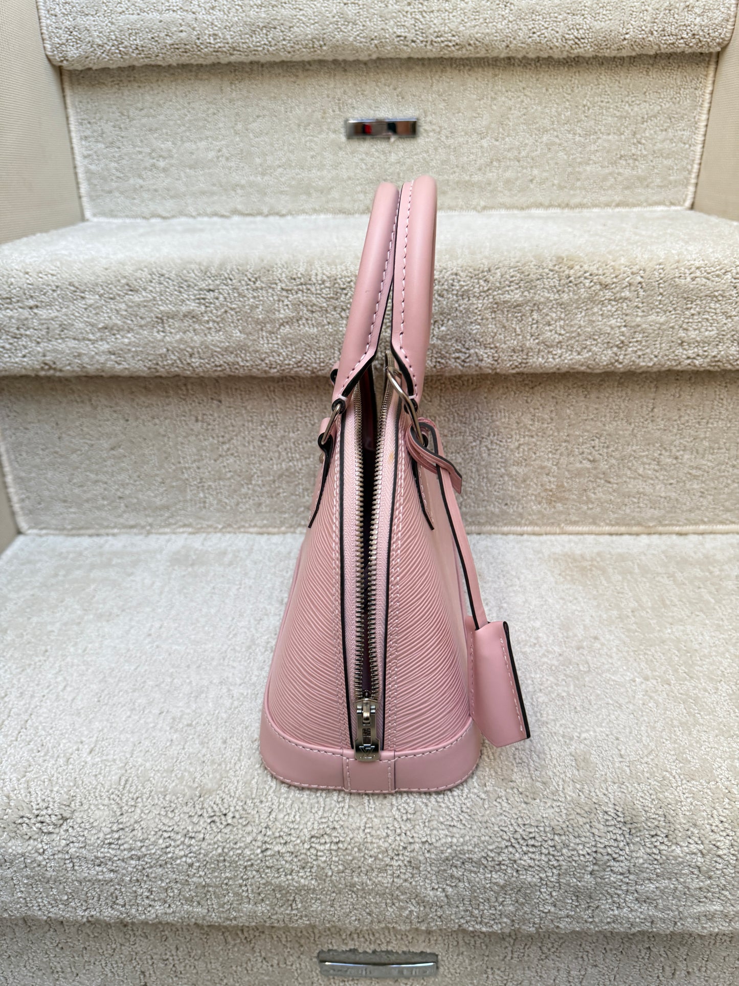 Louis Vuitton Epi Alma BB in Baby Pink 2