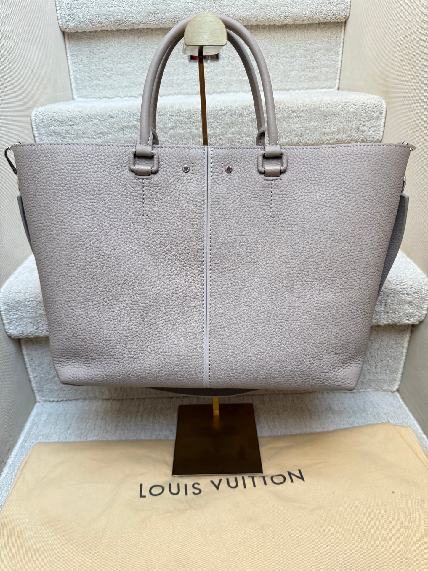 Louis Vuitton Pernelle Tote in Taurillon