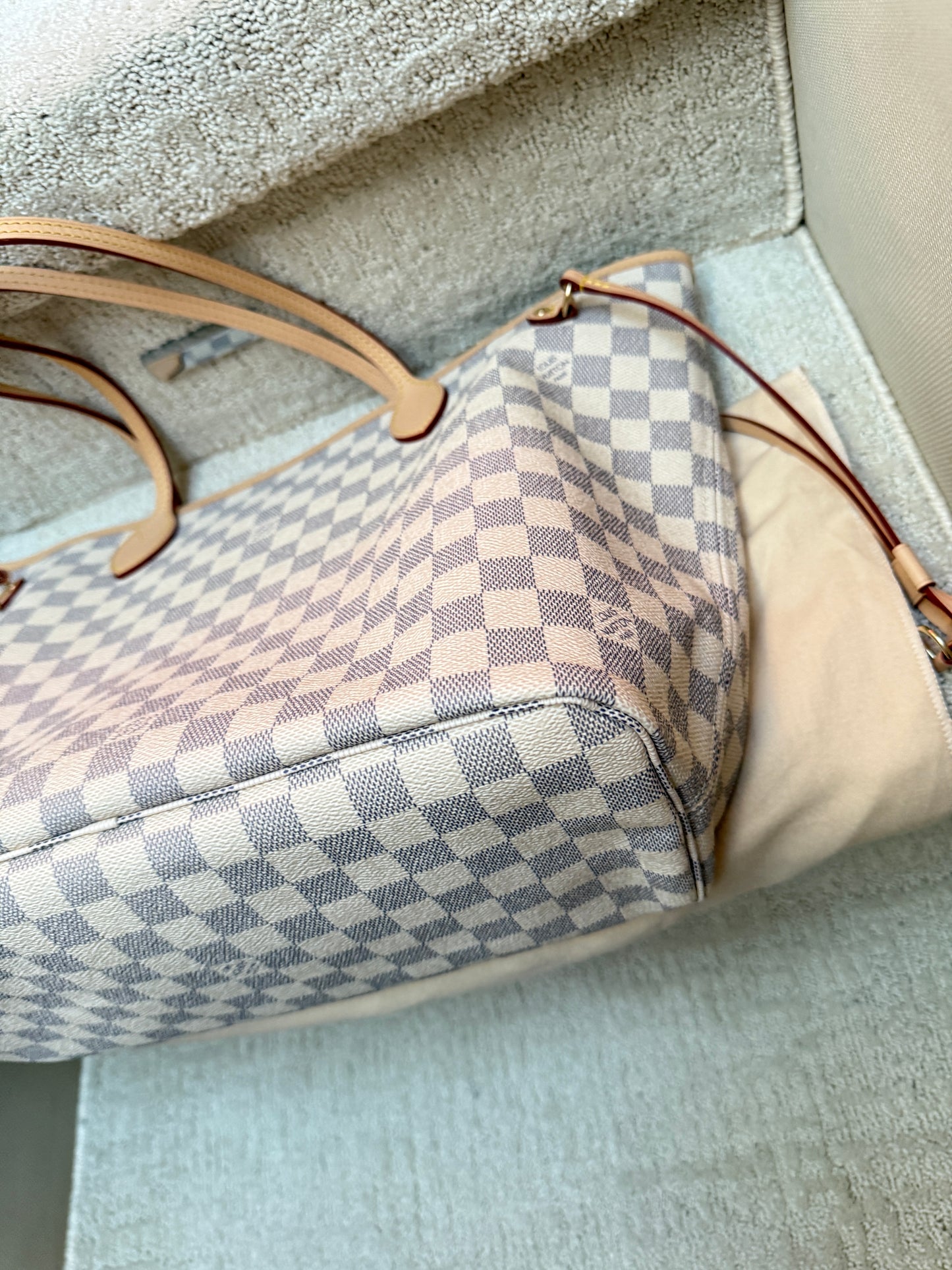 Louis Vuitton Damier Azur Neverfull in MM