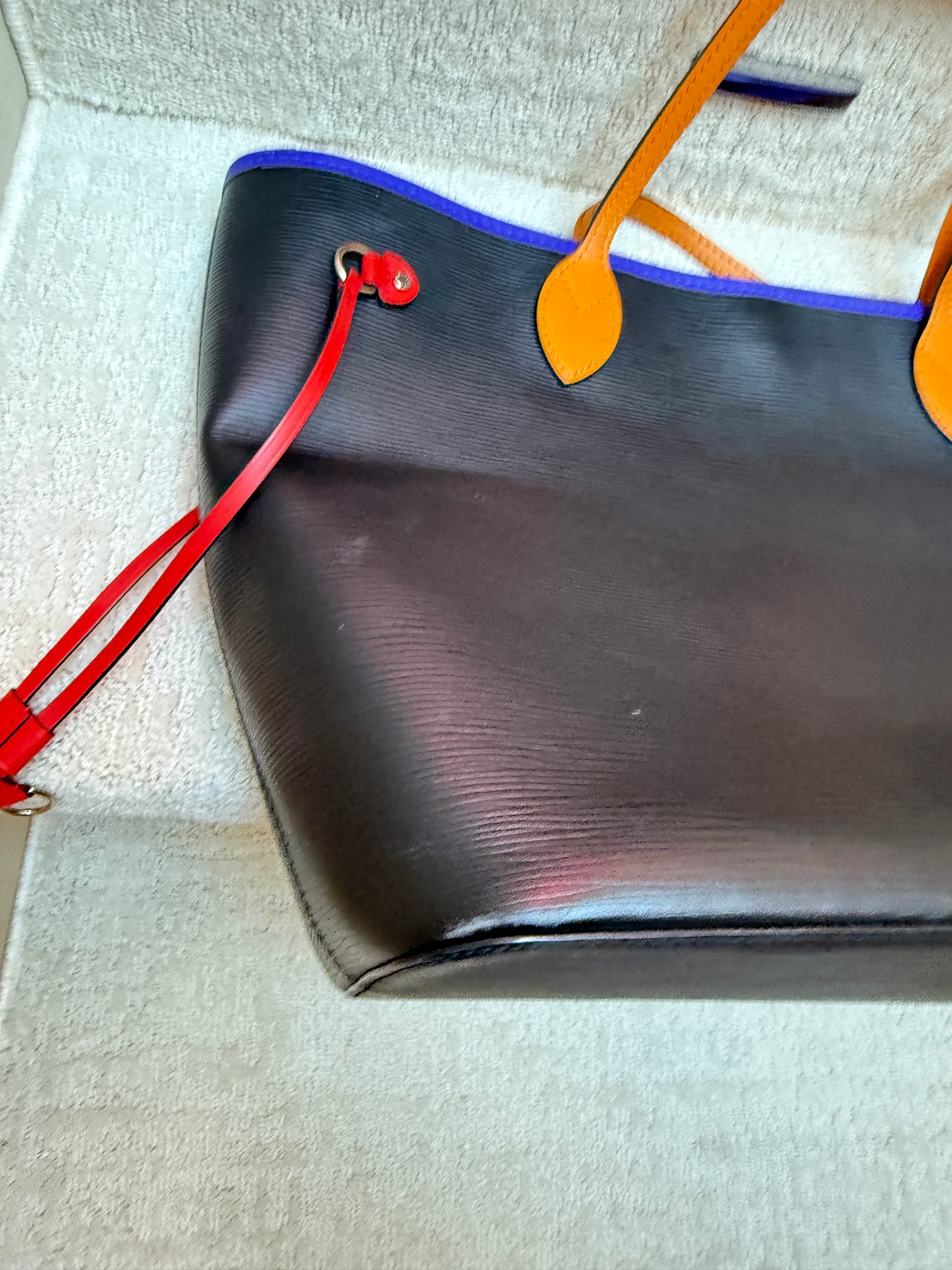 Louis Vuitton Neverfull in EPI Leather Tri colour Noir Figue Safran