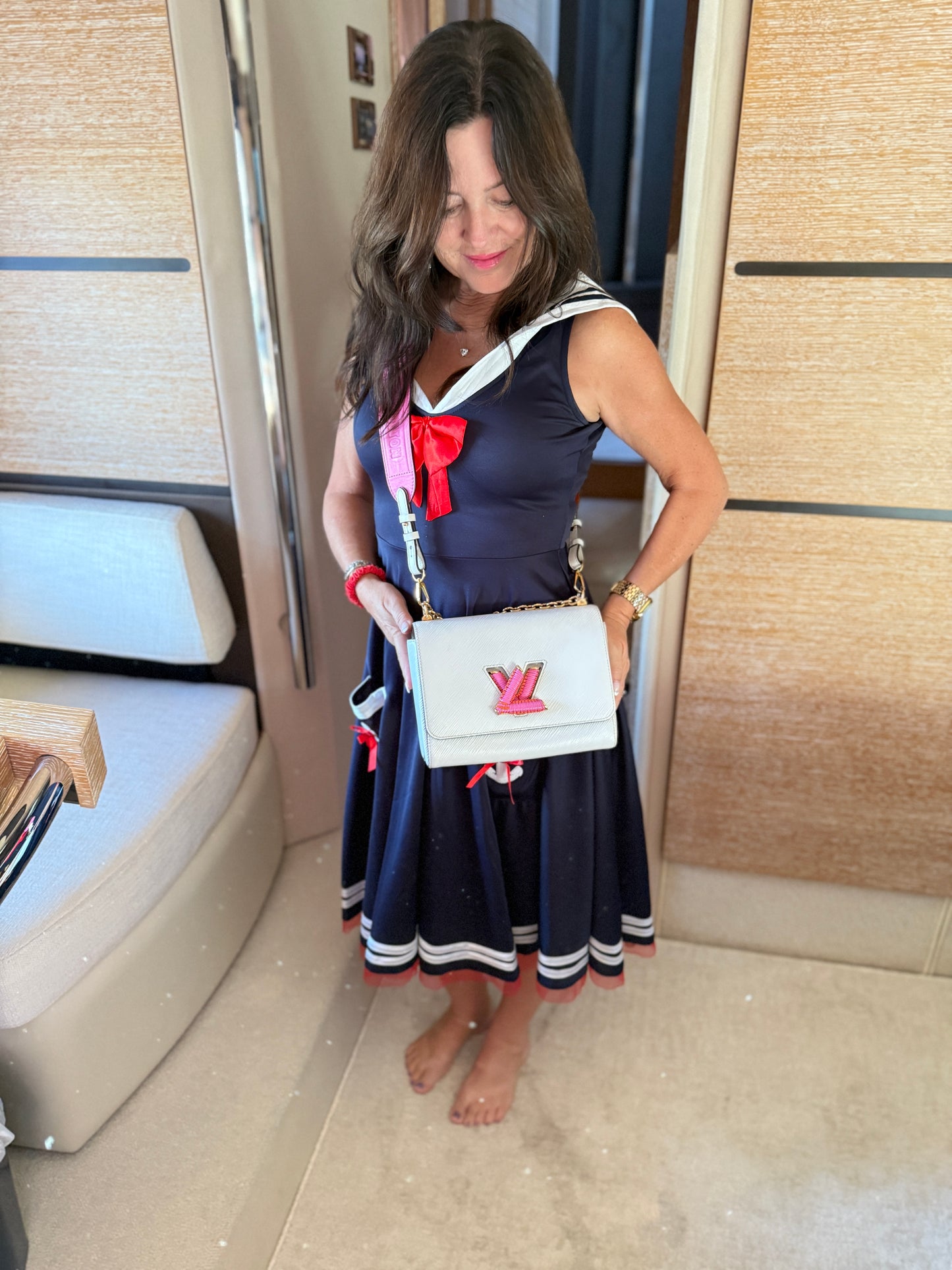 Louis Vuitton MM Twist in White Epi