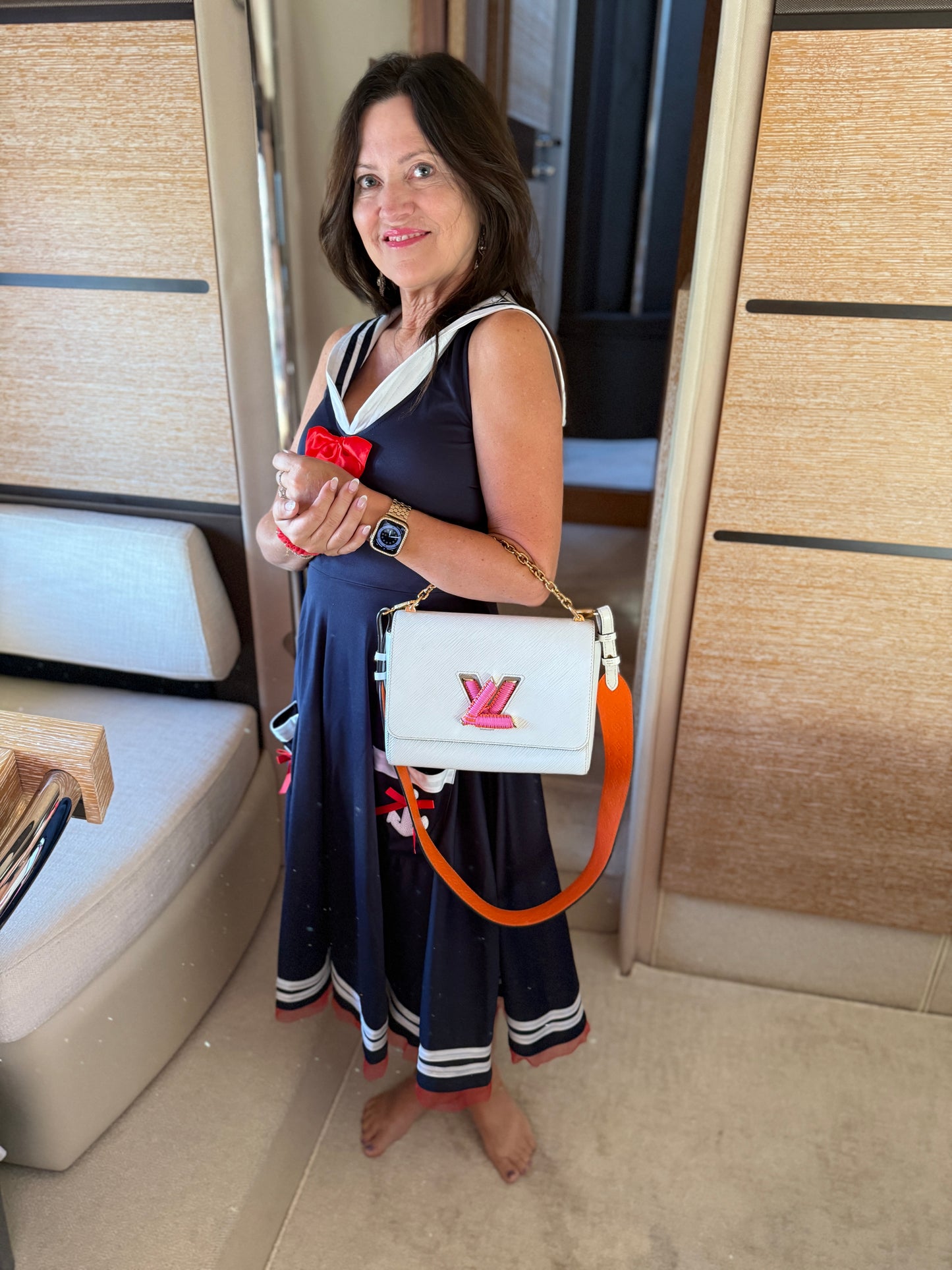 Louis Vuitton MM Twist in White Epi