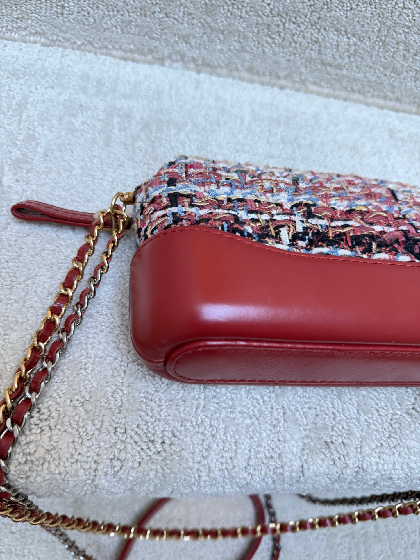 Chanel Calfskin Quilted Small Gabrielle Clutch With Chain Red