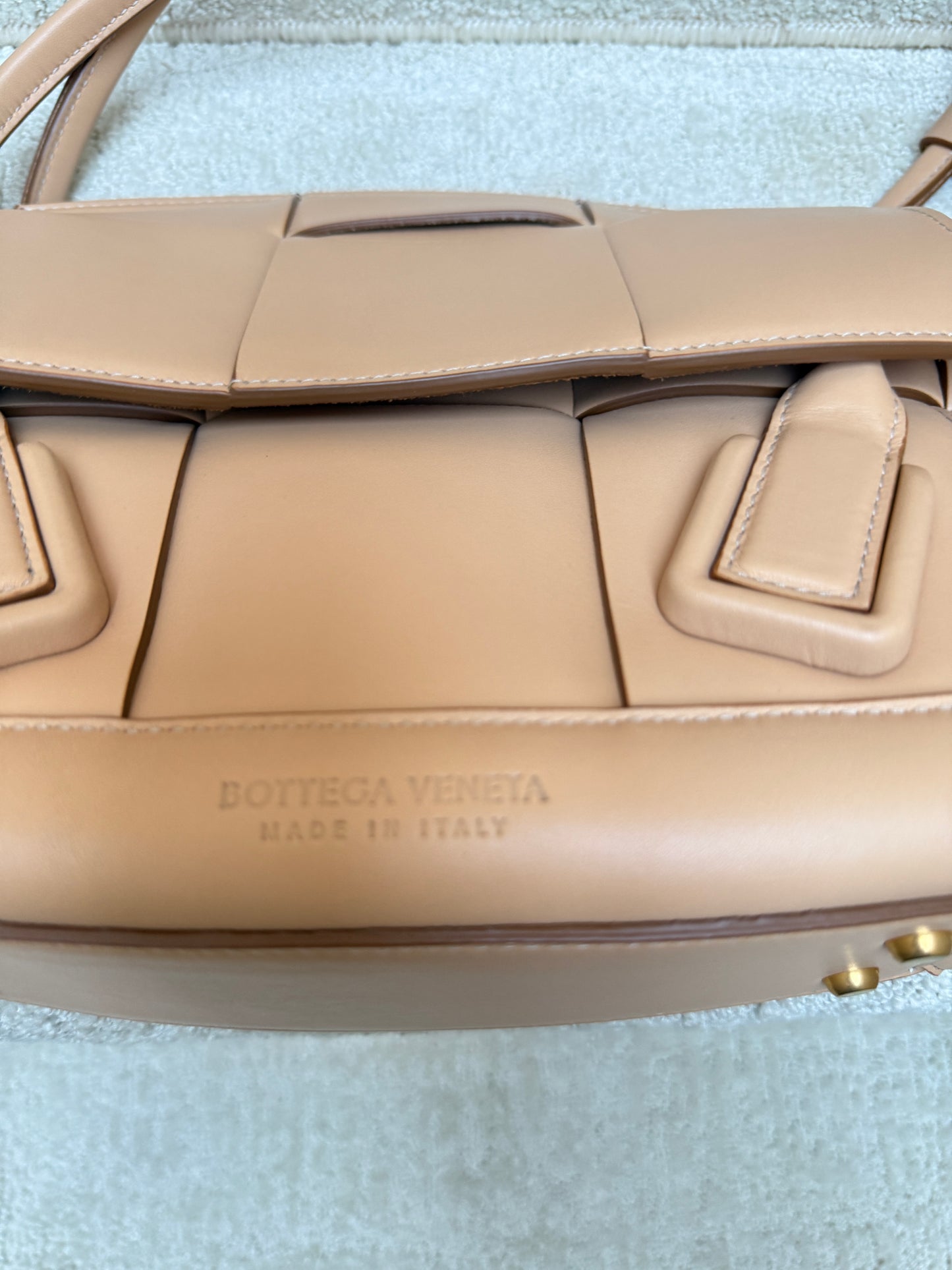 Bottega Veneta Arco Tote Small Caramel