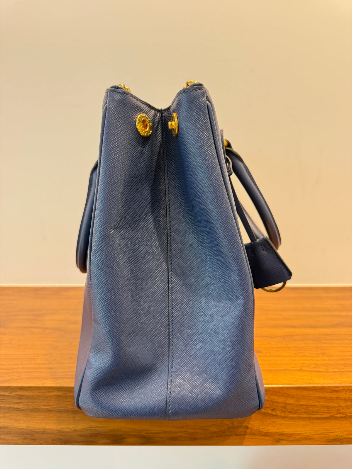 Prada Galleria Large in Saffiano Leather in Navy Blue Pre-Owned