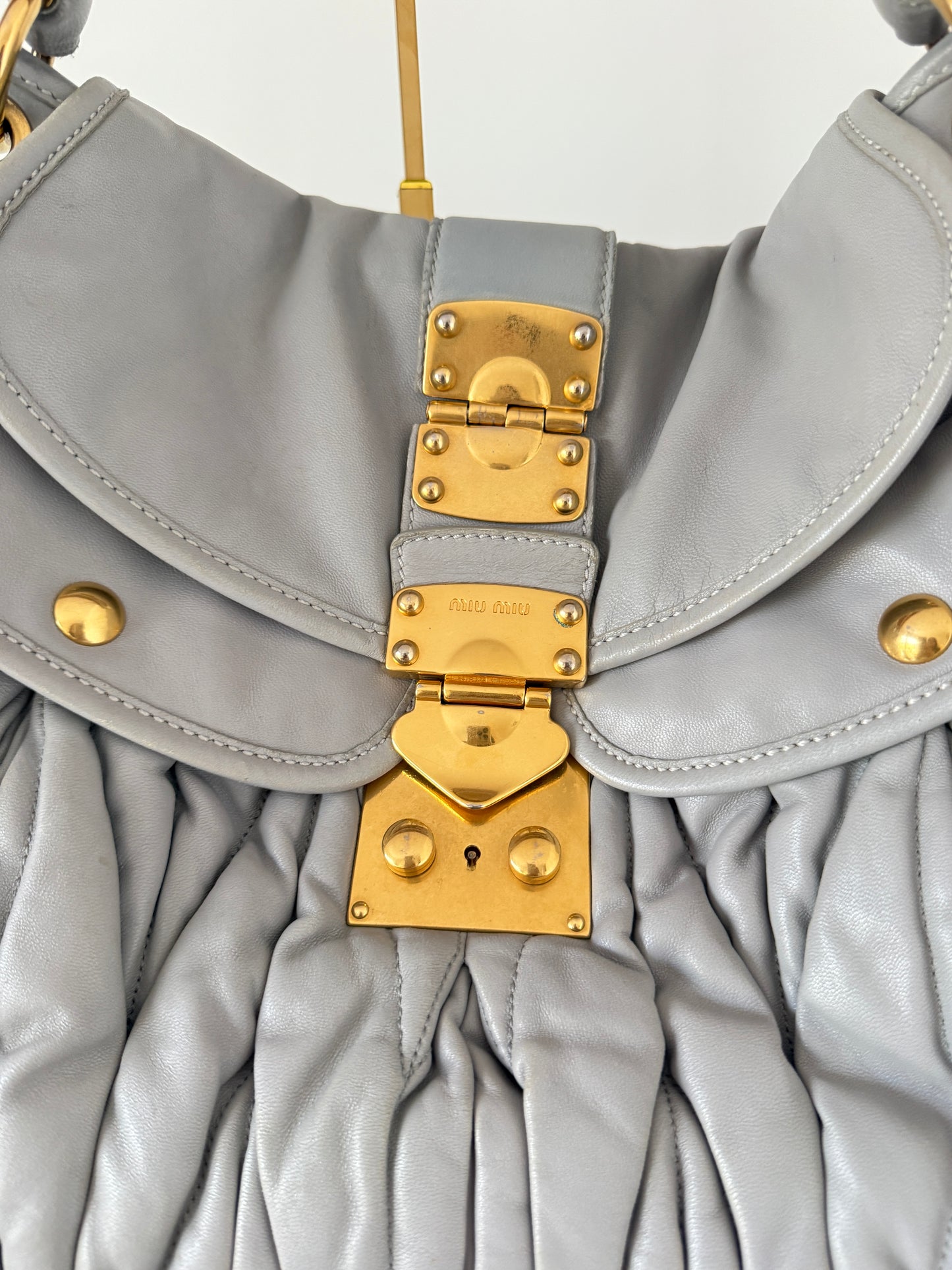 Miu Miu Nappa Matelasse Coffer Hobo Juta