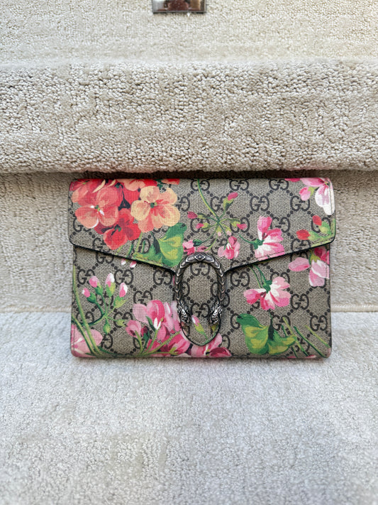Gucci GG Supreme Monogram Blooms Dionysus Chain Wallet Rose