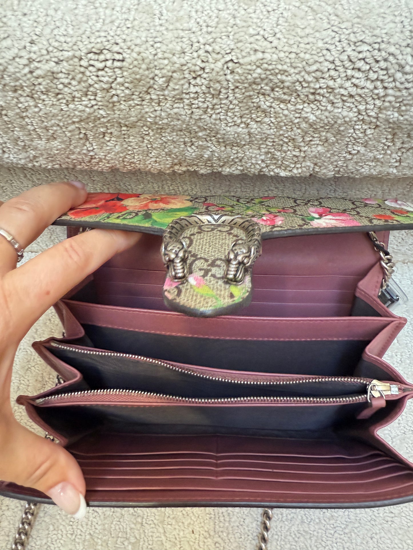 Gucci GG Supreme Monogram Blooms Dionysus Chain Wallet Rose