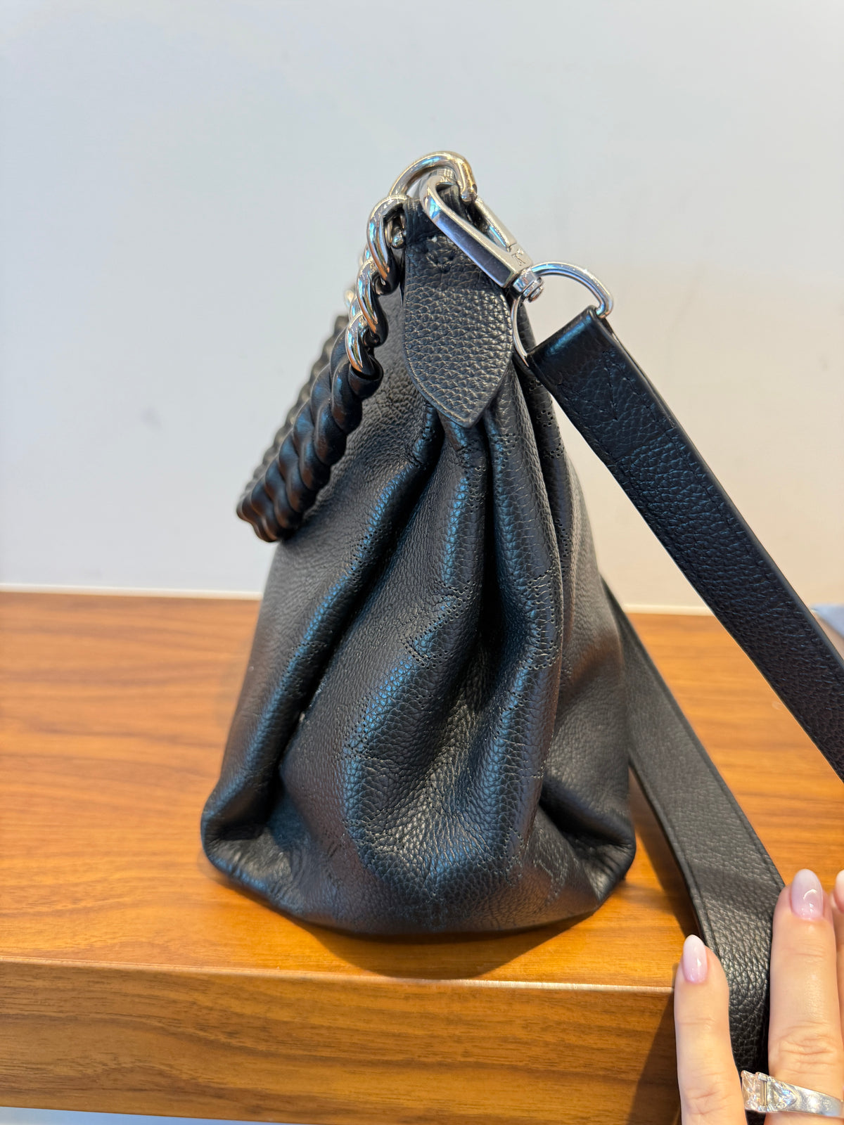 Louis Vuitton Mahina Babylone Chain BB Black Pre-Owned